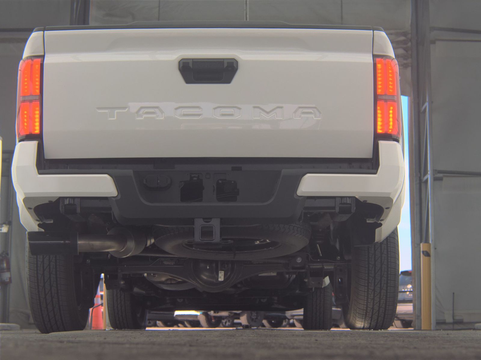 2024 Toyota Tacoma SR5 FWD