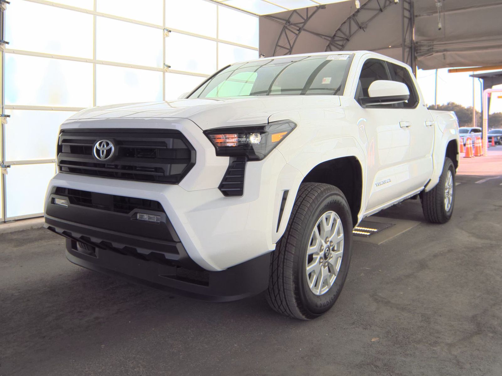 2024 Toyota Tacoma SR5 FWD