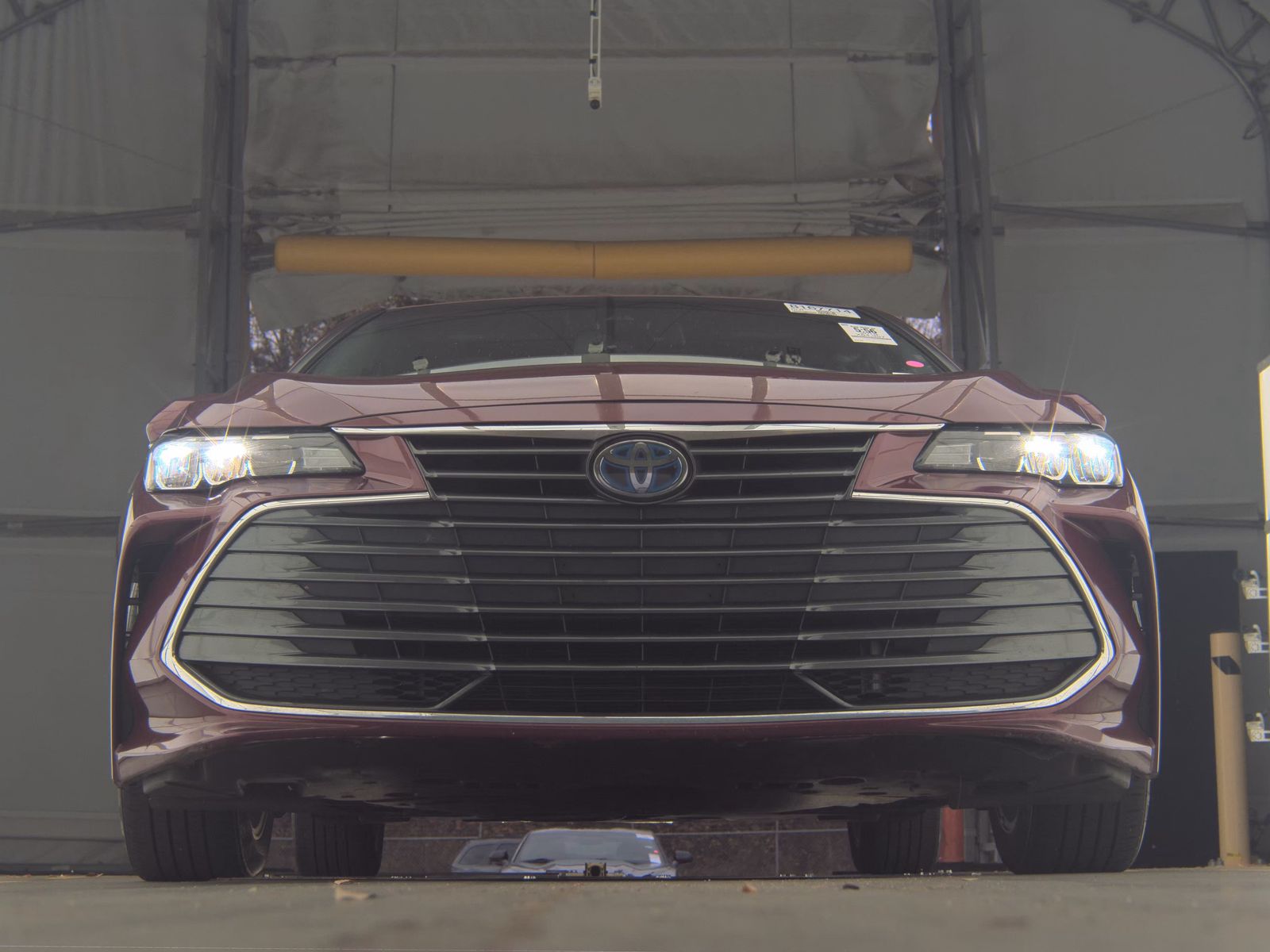 2019 Toyota Avalon Hybrid XLE FWD