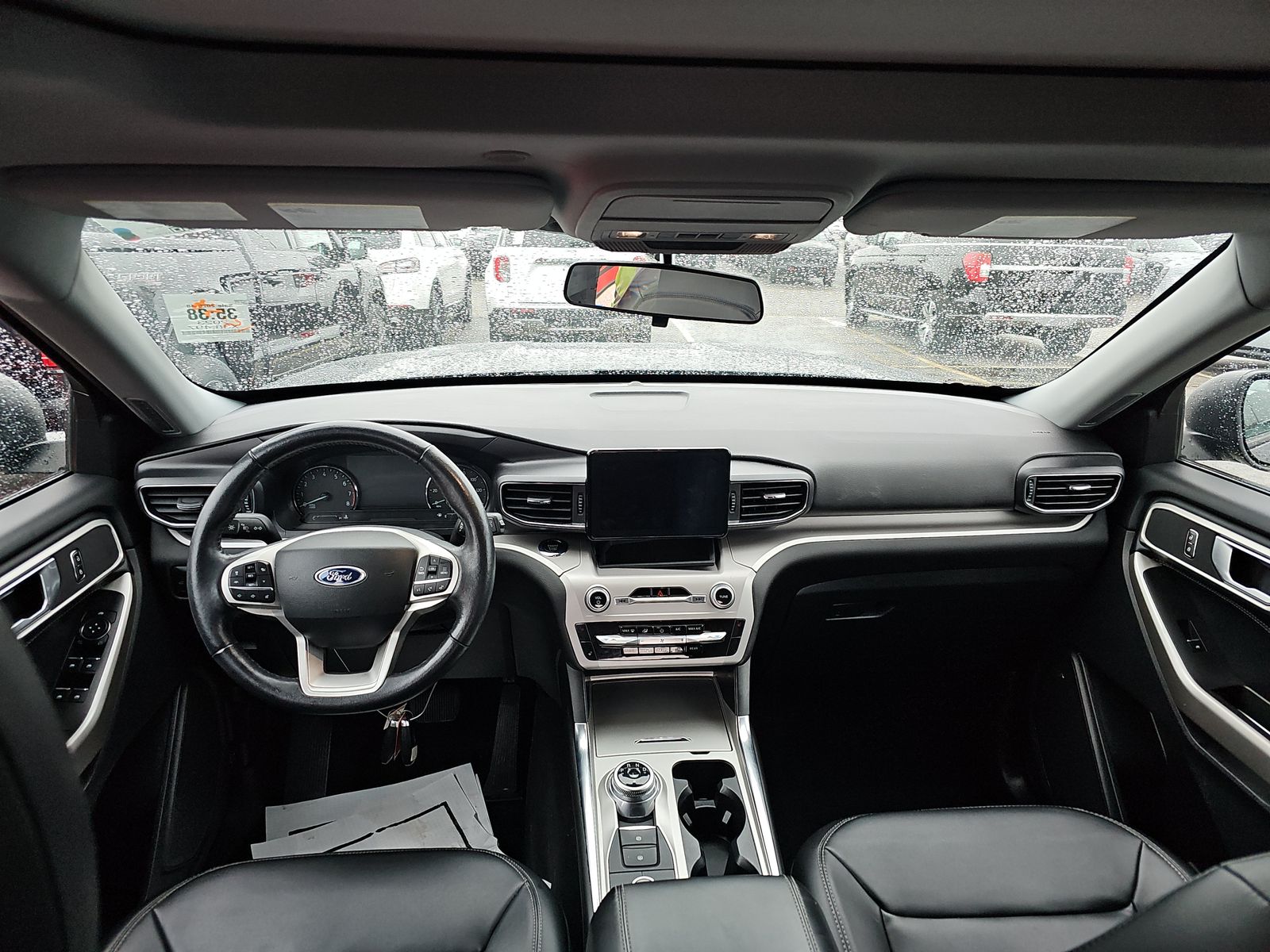 2023 Ford Explorer XLT AWD