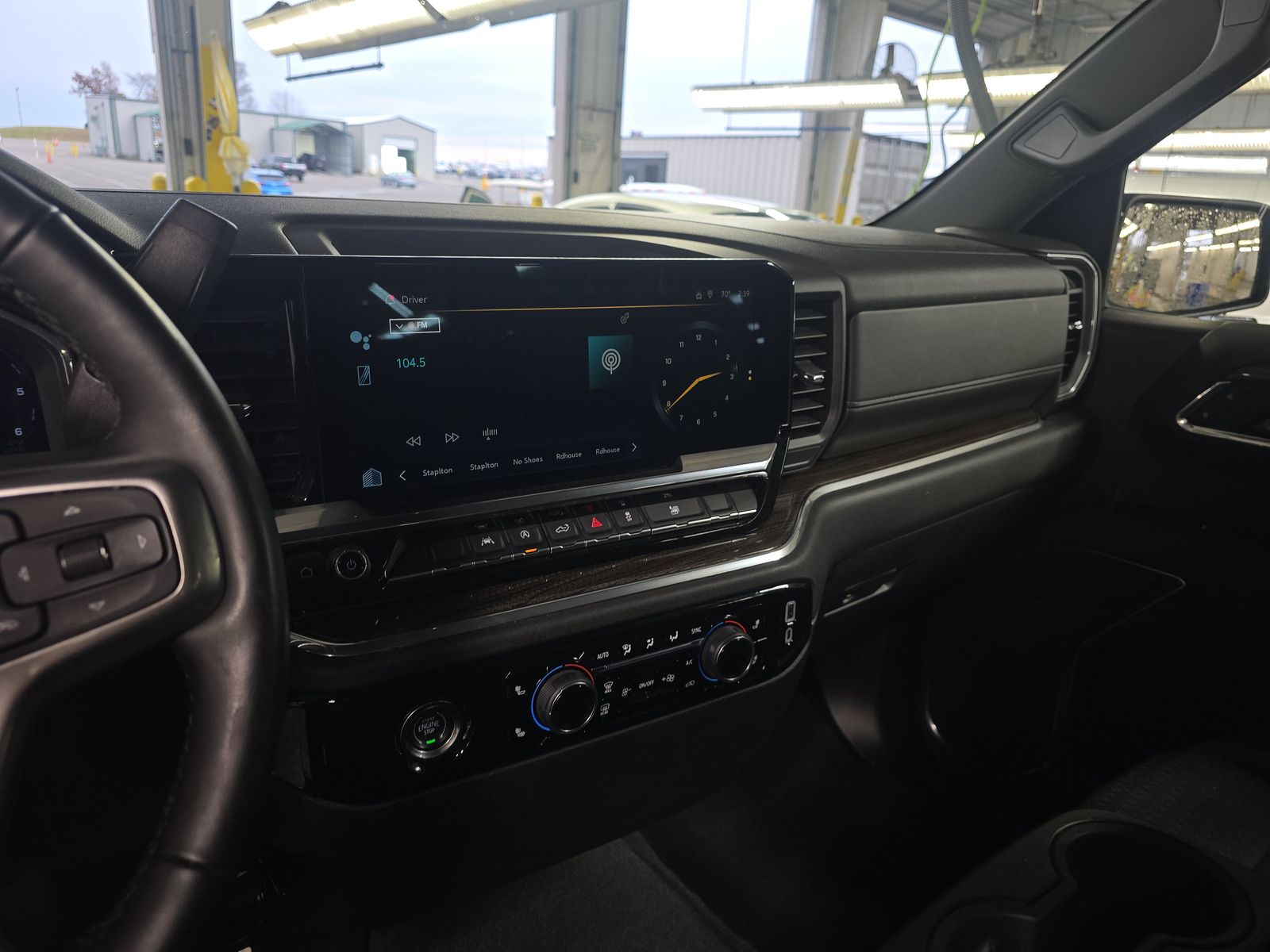 2024 Chevrolet Silverado 1500 LT AWD