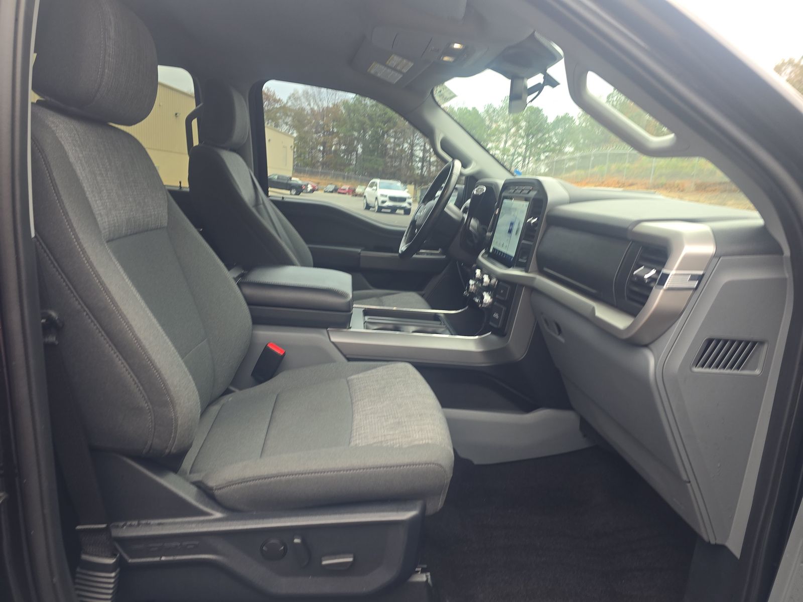 2022 Ford F-150 XLT AWD