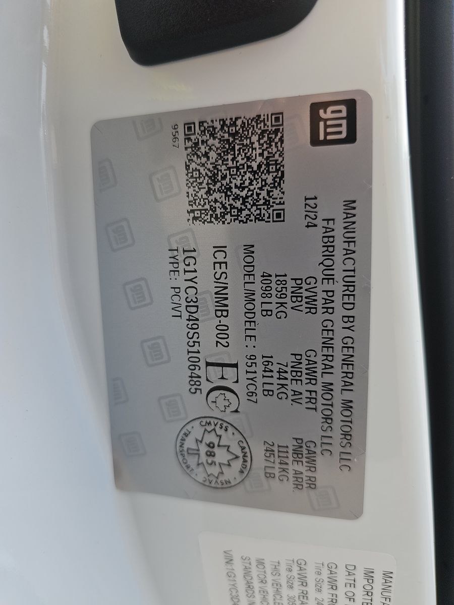 2025 Chevrolet Corvette Stingray RWD