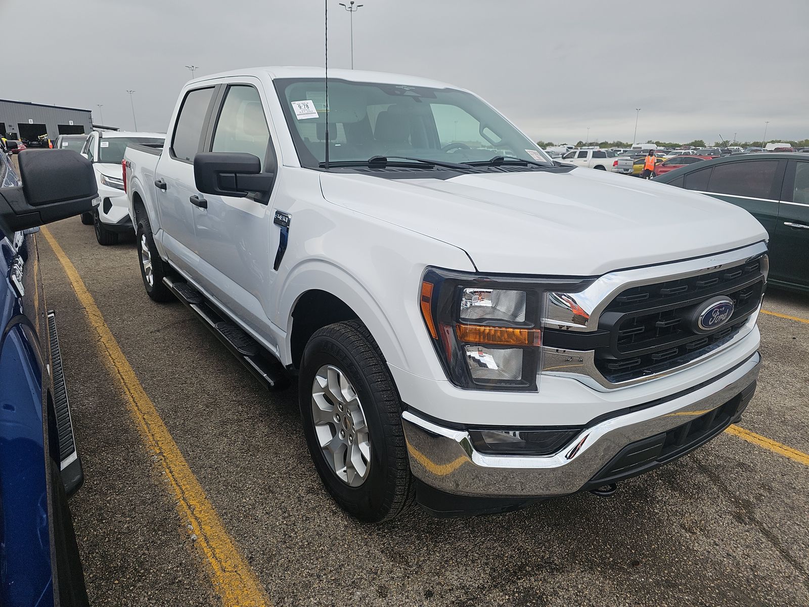 2023 Ford F-150 XLT AWD
