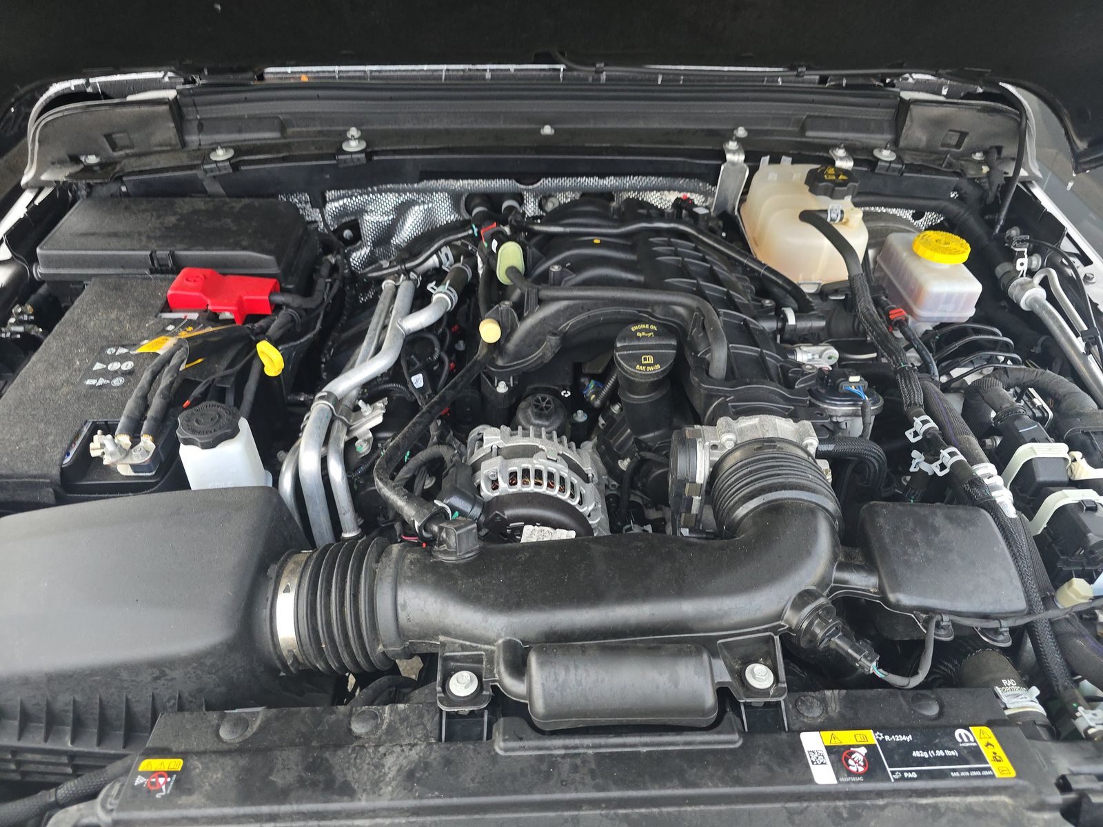 2024 Jeep Wrangler Sahara AWD