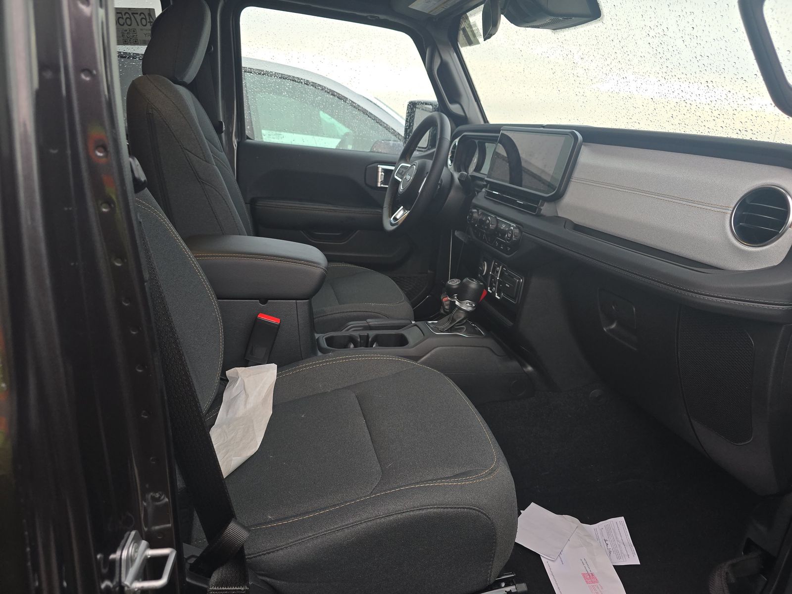 2024 Jeep Wrangler Sahara AWD