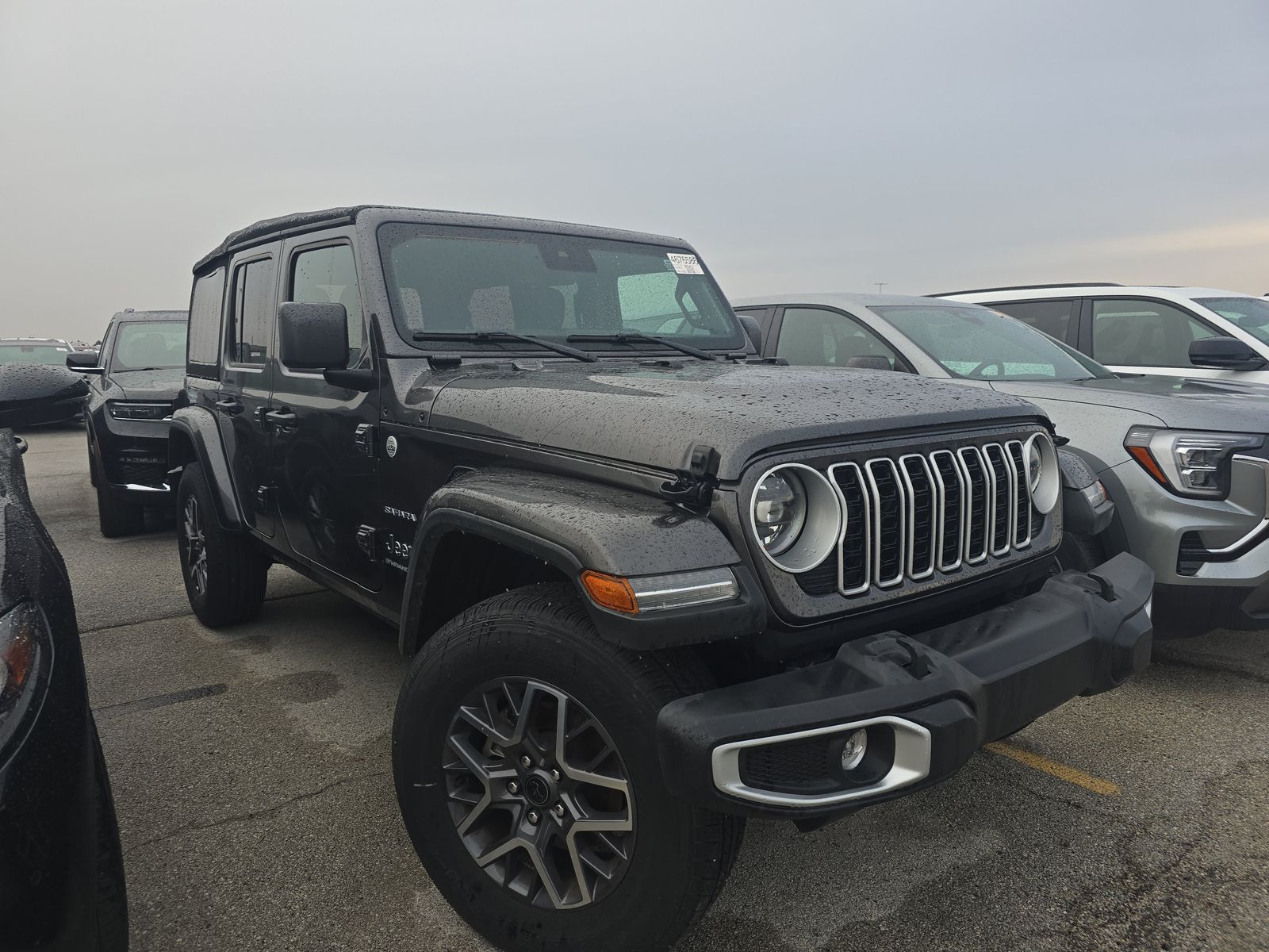 2024 Jeep Wrangler Sahara AWD