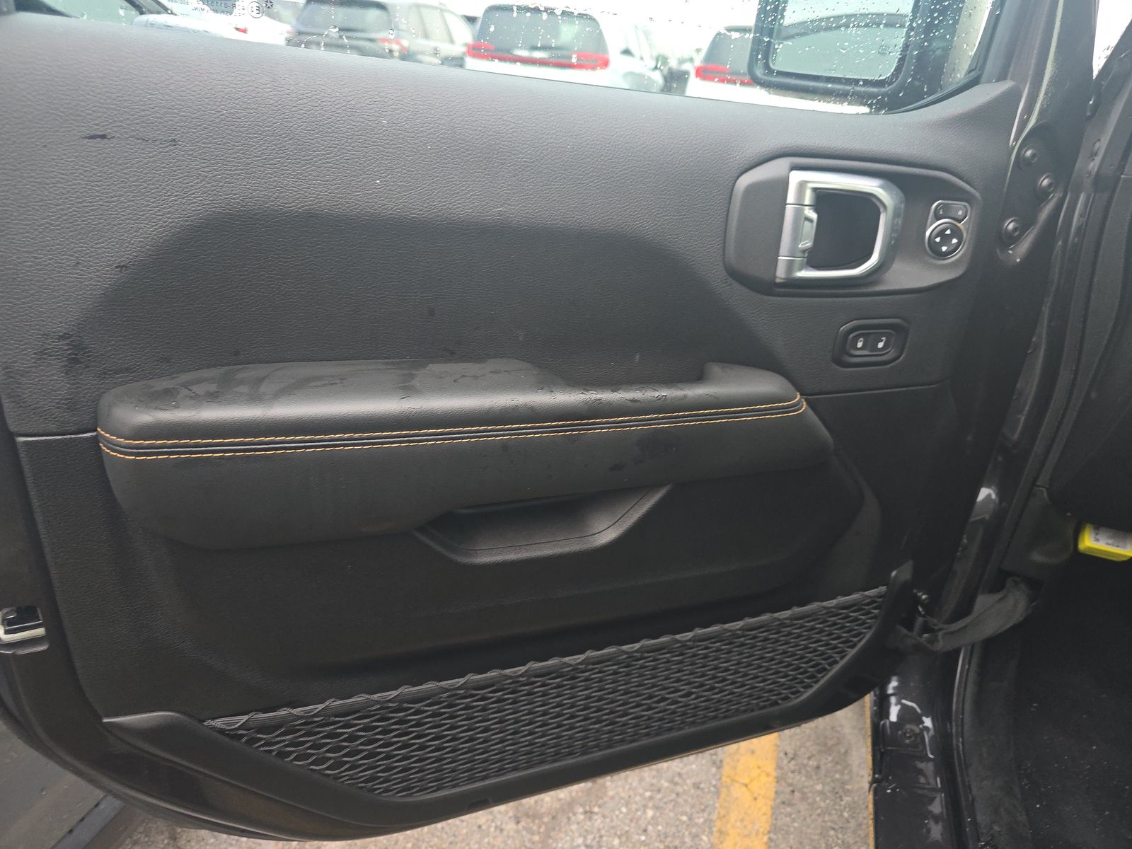 2024 Jeep Wrangler Sahara AWD