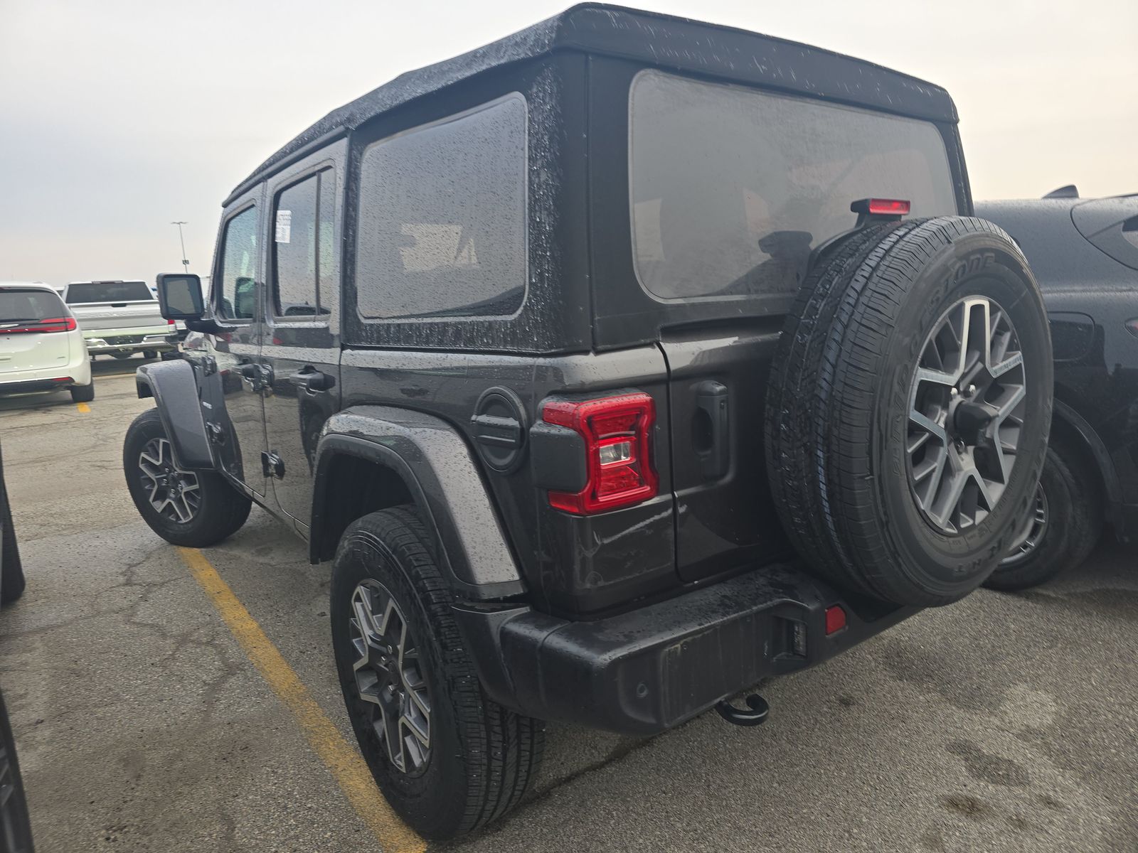 2024 Jeep Wrangler Sahara AWD