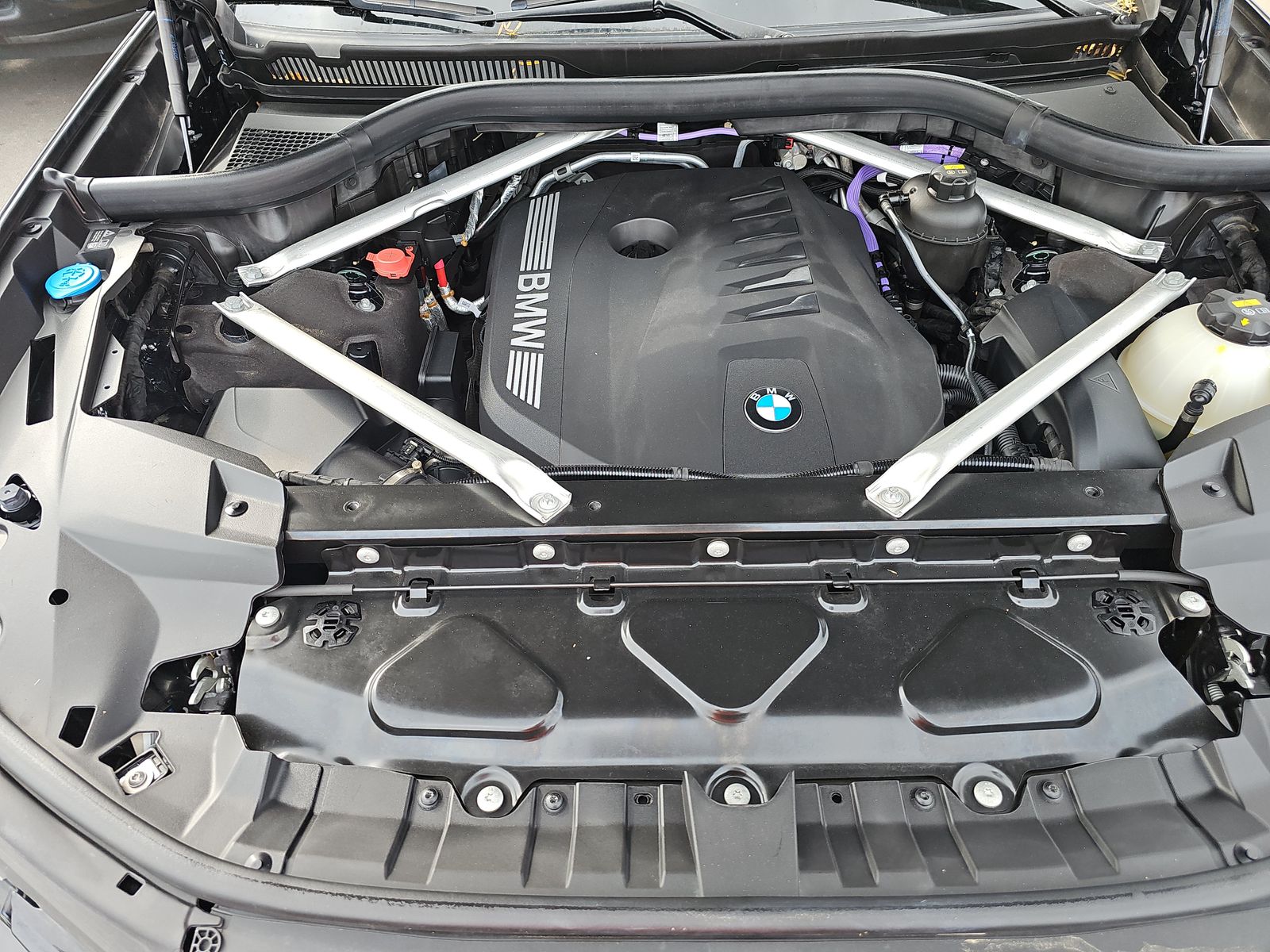 2023 BMW X7 xDrive40i AWD