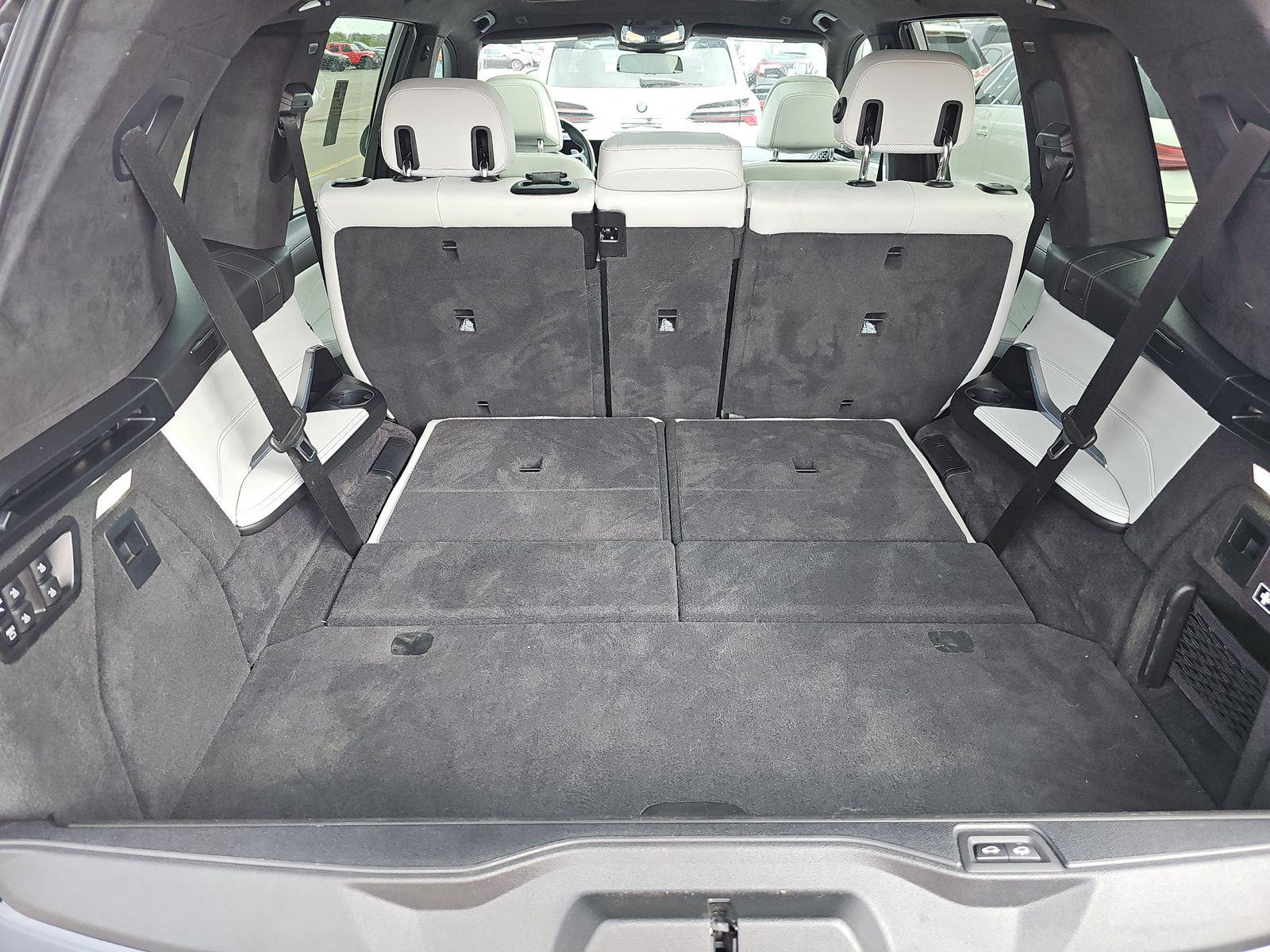 2023 BMW X7 xDrive40i AWD