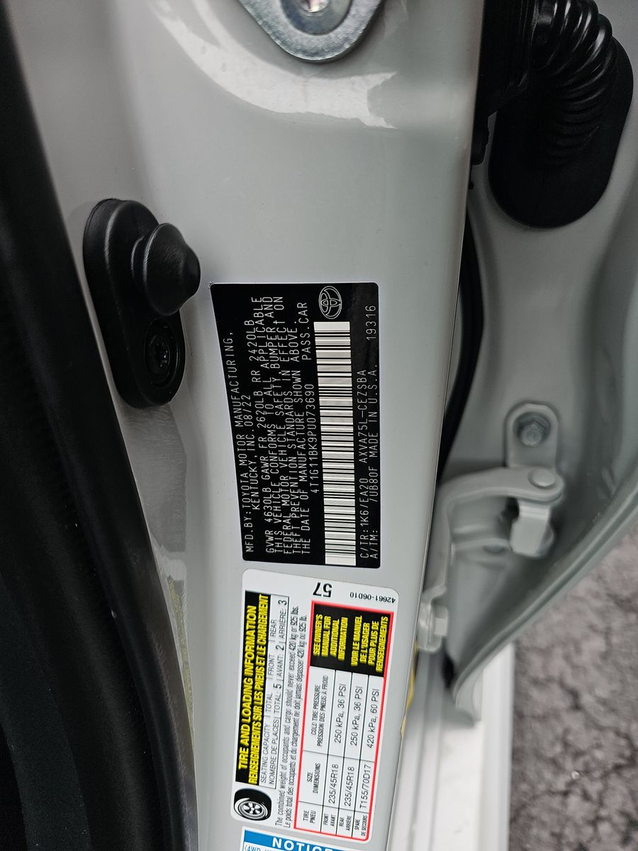 2023 Toyota Camry SE AWD