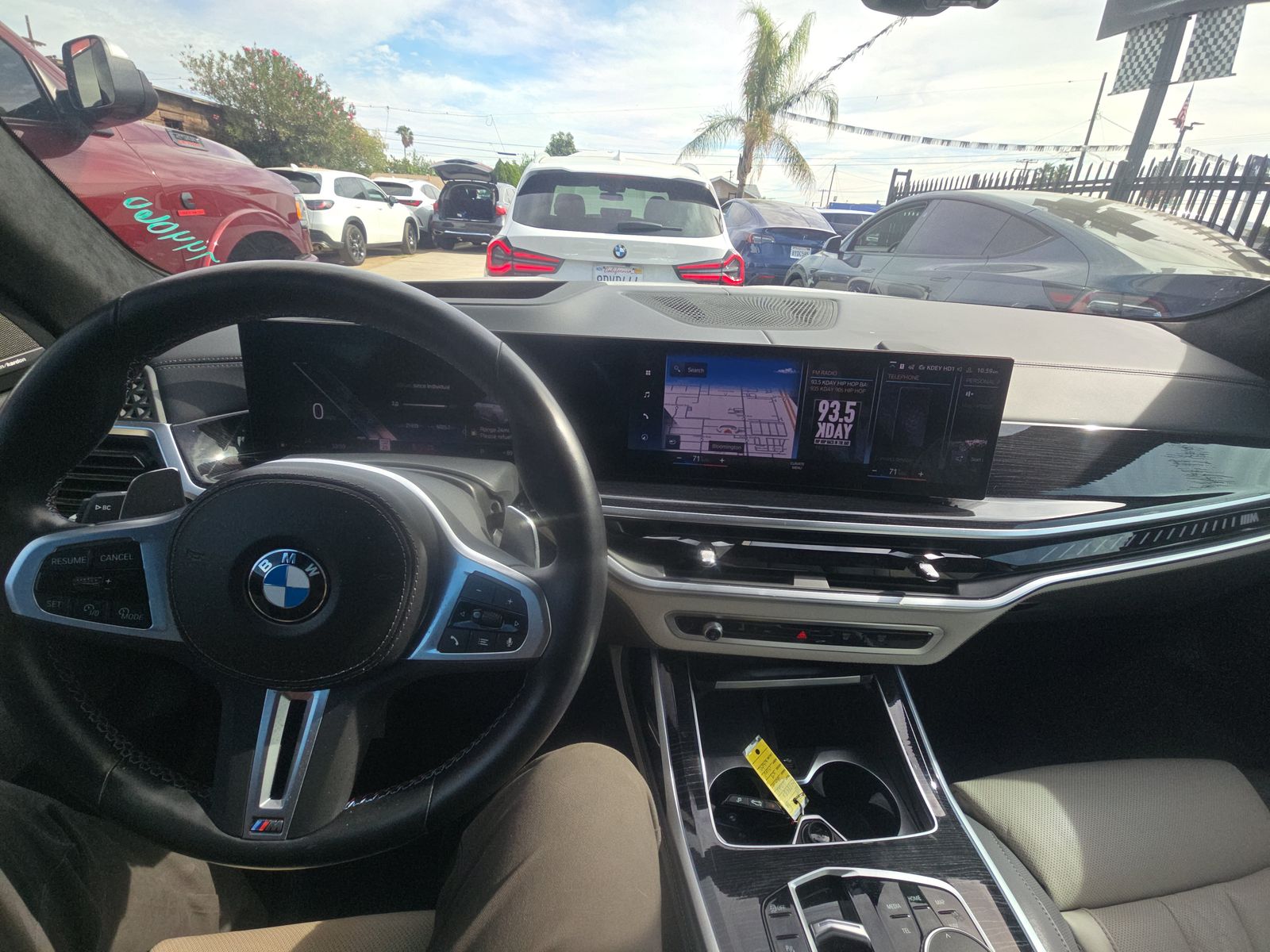 2023 BMW X7 M60i AWD