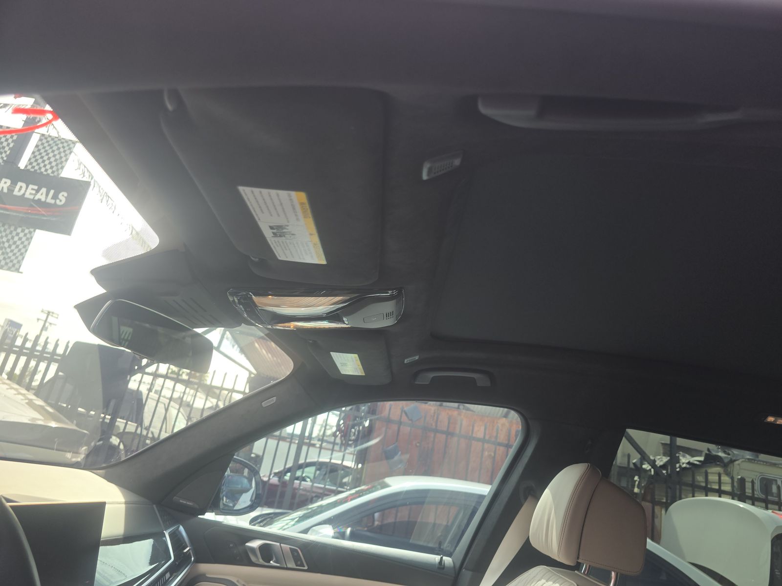 2023 BMW X7 M60i AWD