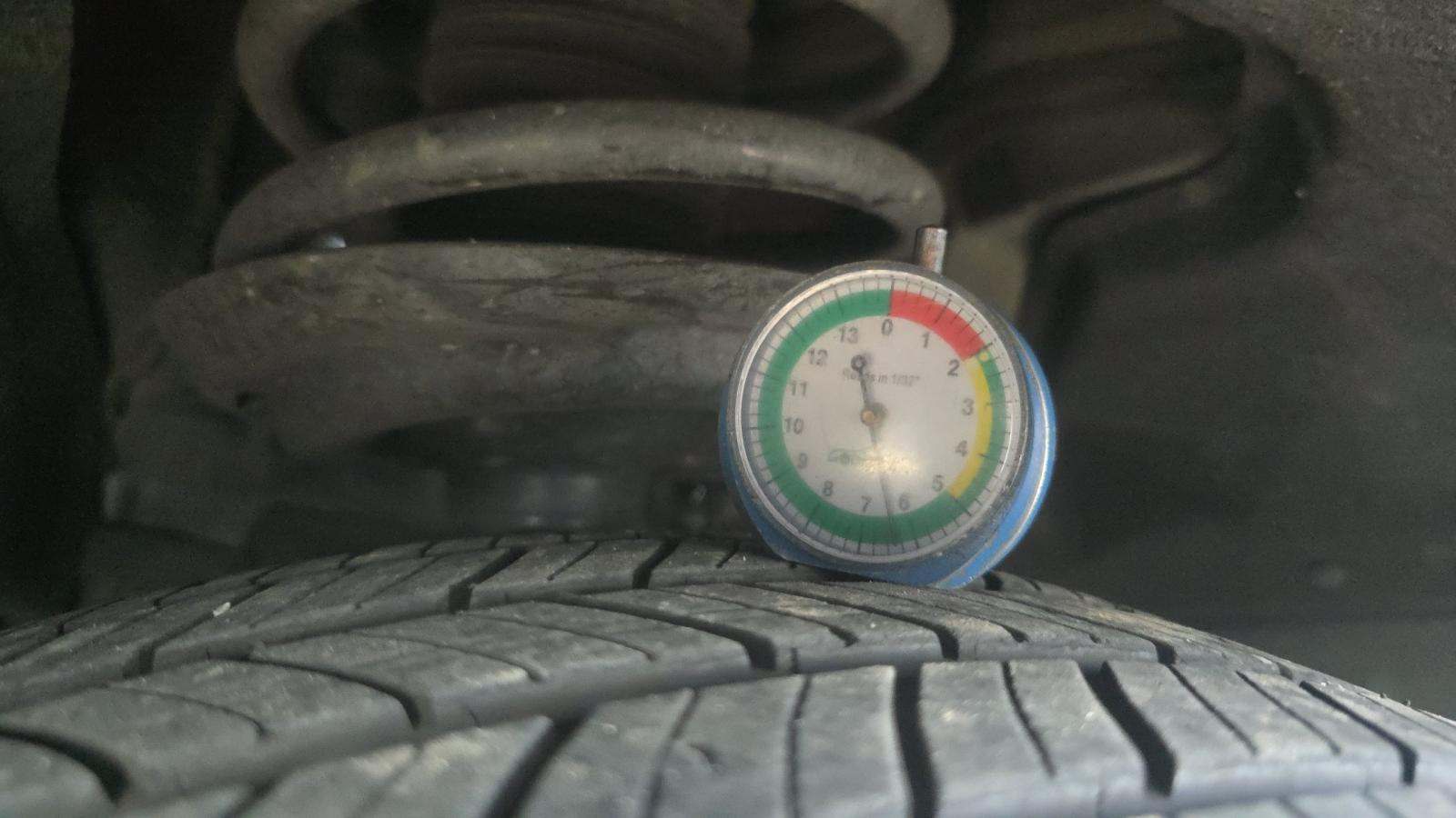 2025 Lexus ES ES 300h FWD