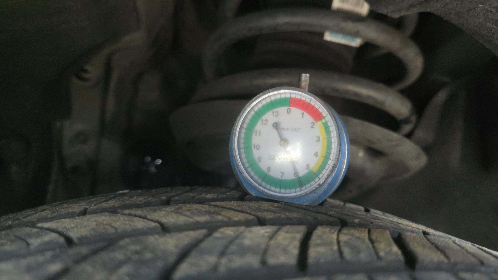 2025 Lexus ES ES 300h FWD