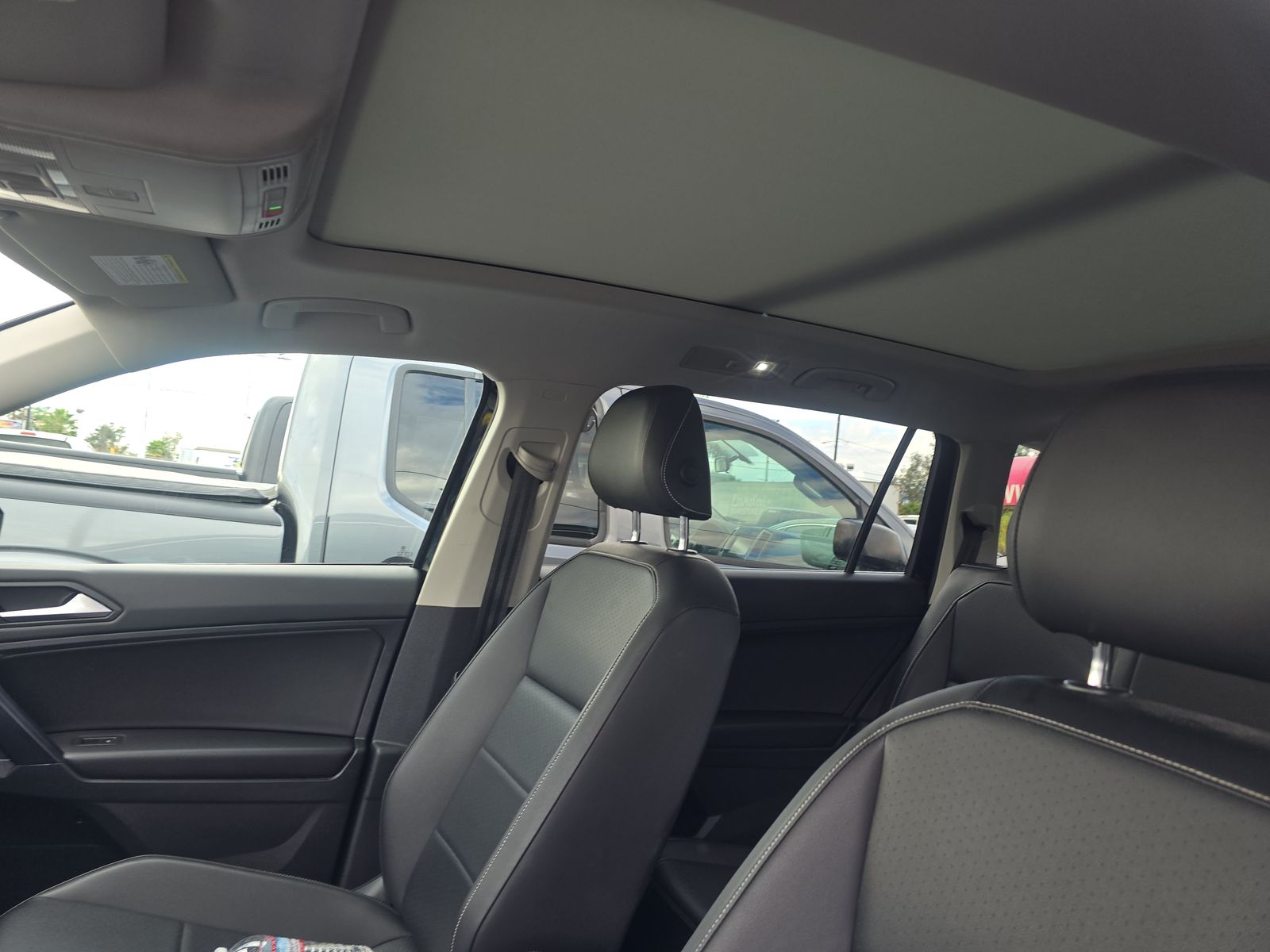 2021 Volkswagen Tiguan 2.0T SE FWD