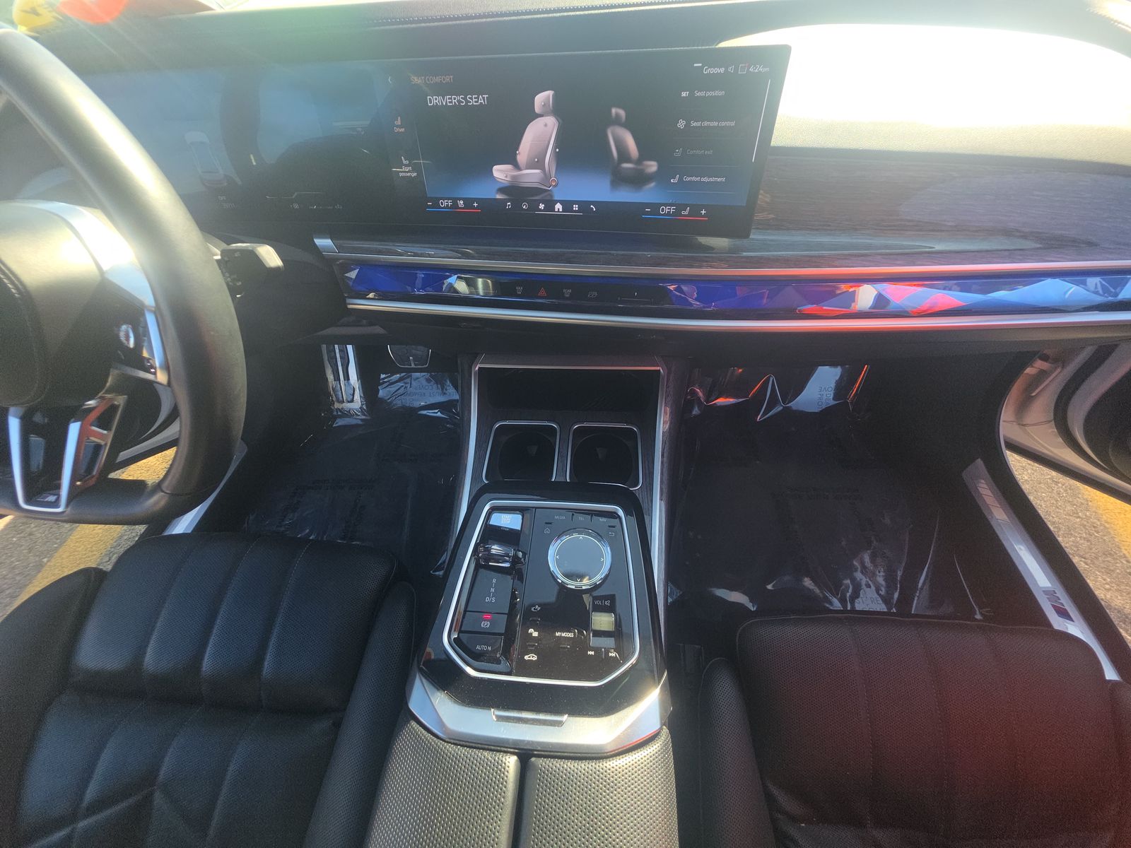 2023 BMW 7 Series 740i RWD