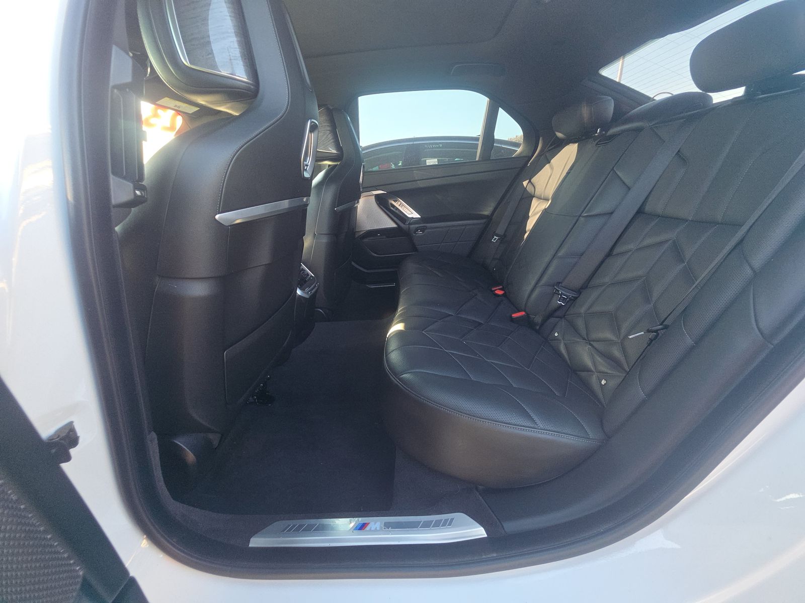 2023 BMW 7 Series 740i RWD