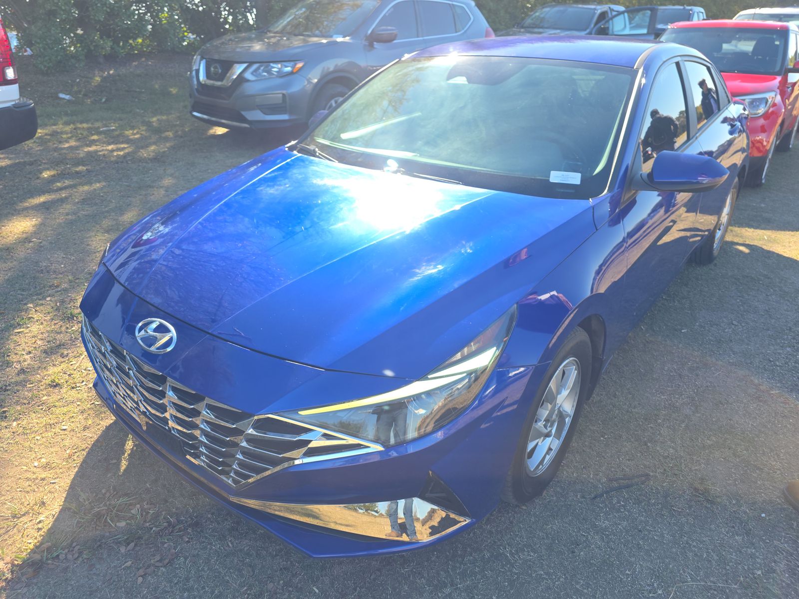 2023 Hyundai Elantra SE FWD