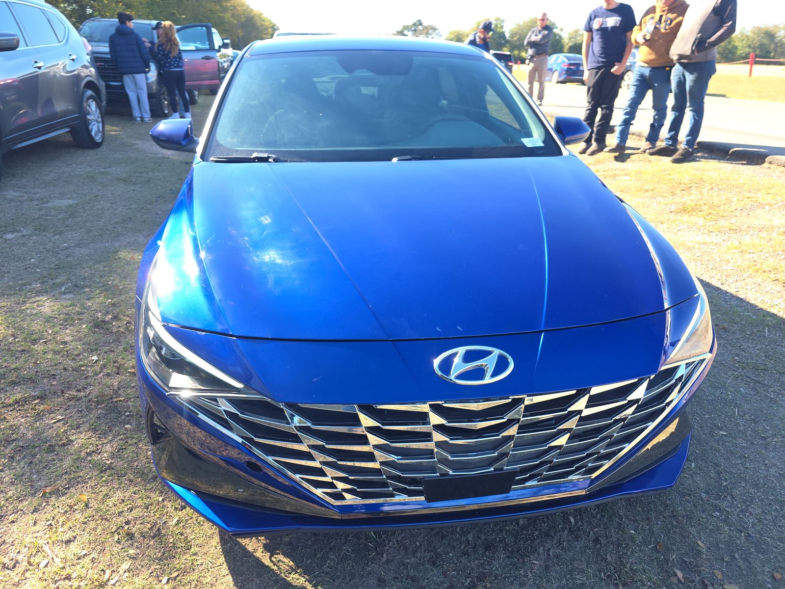 2023 Hyundai Elantra SE FWD