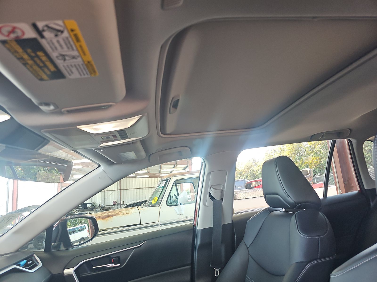 2024 Toyota RAV4 XLE Premium FWD