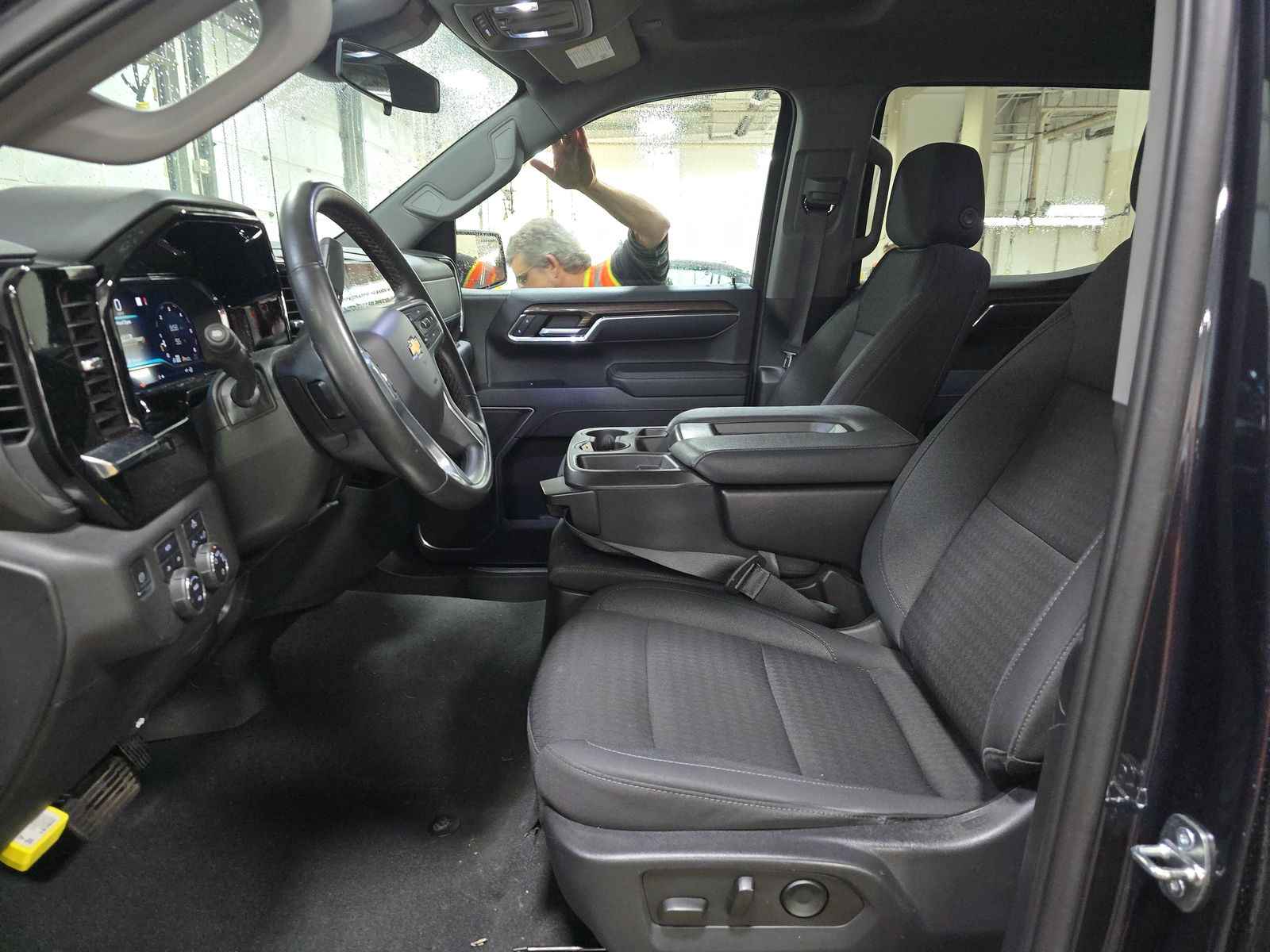 2023 Chevrolet Silverado 1500 LT AWD