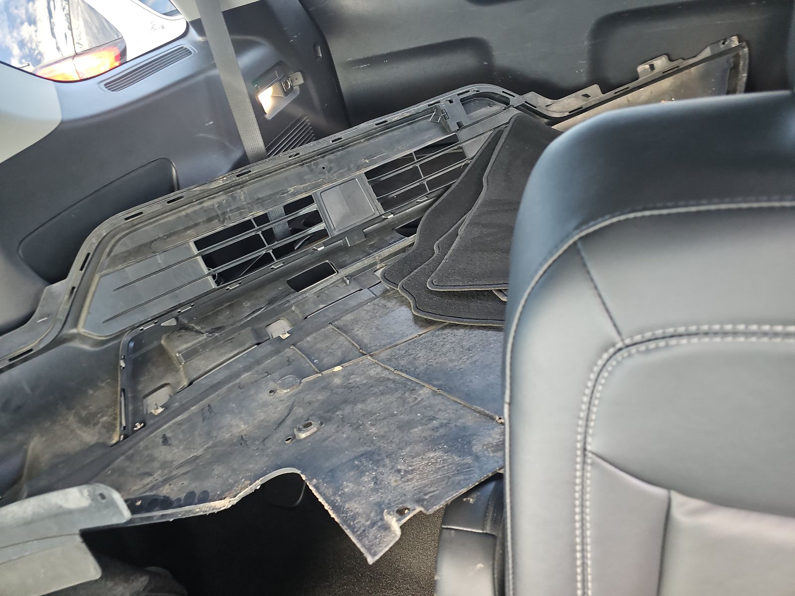 2022 Ford Explorer XLT AWD