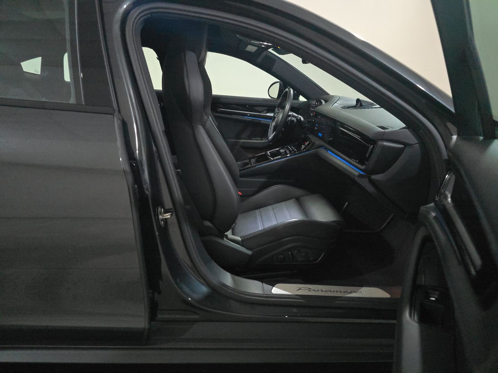 2024 Porsche Panamera Base RWD