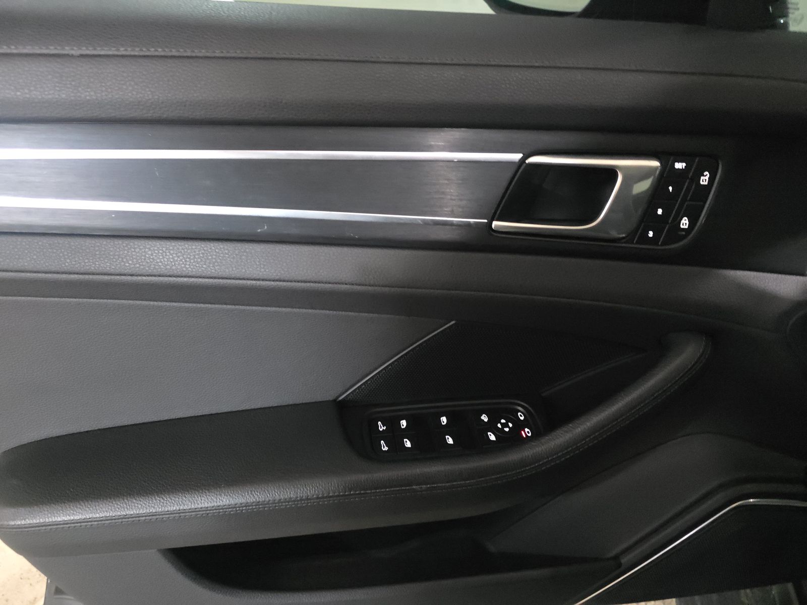 2022 Porsche Panamera 4S AWD