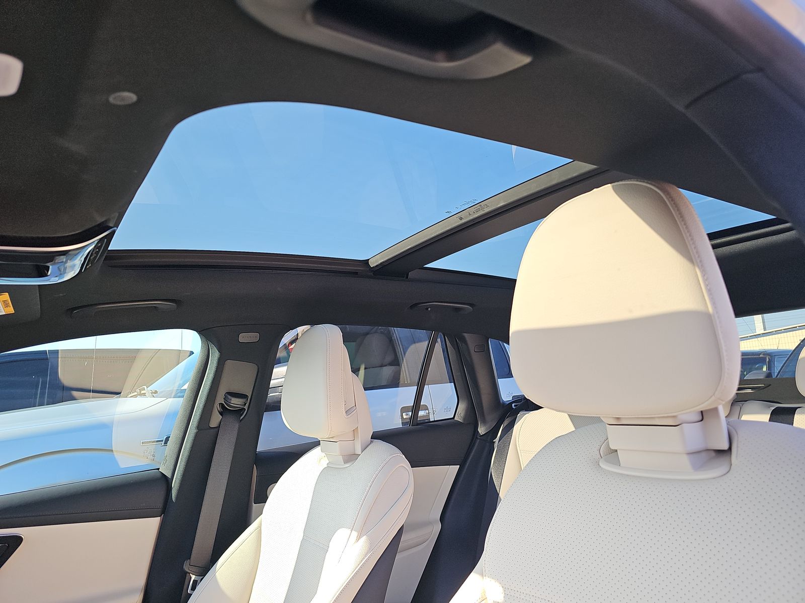 2024 Mercedes-Benz GLC GLC 300 AWD