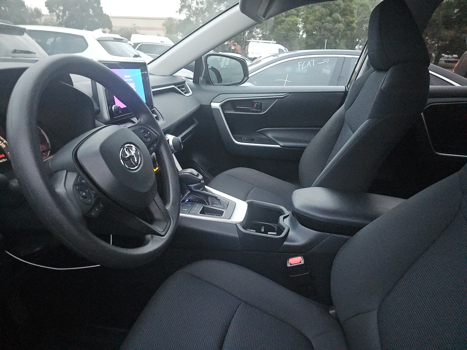 2024 Toyota RAV4 LE FWD