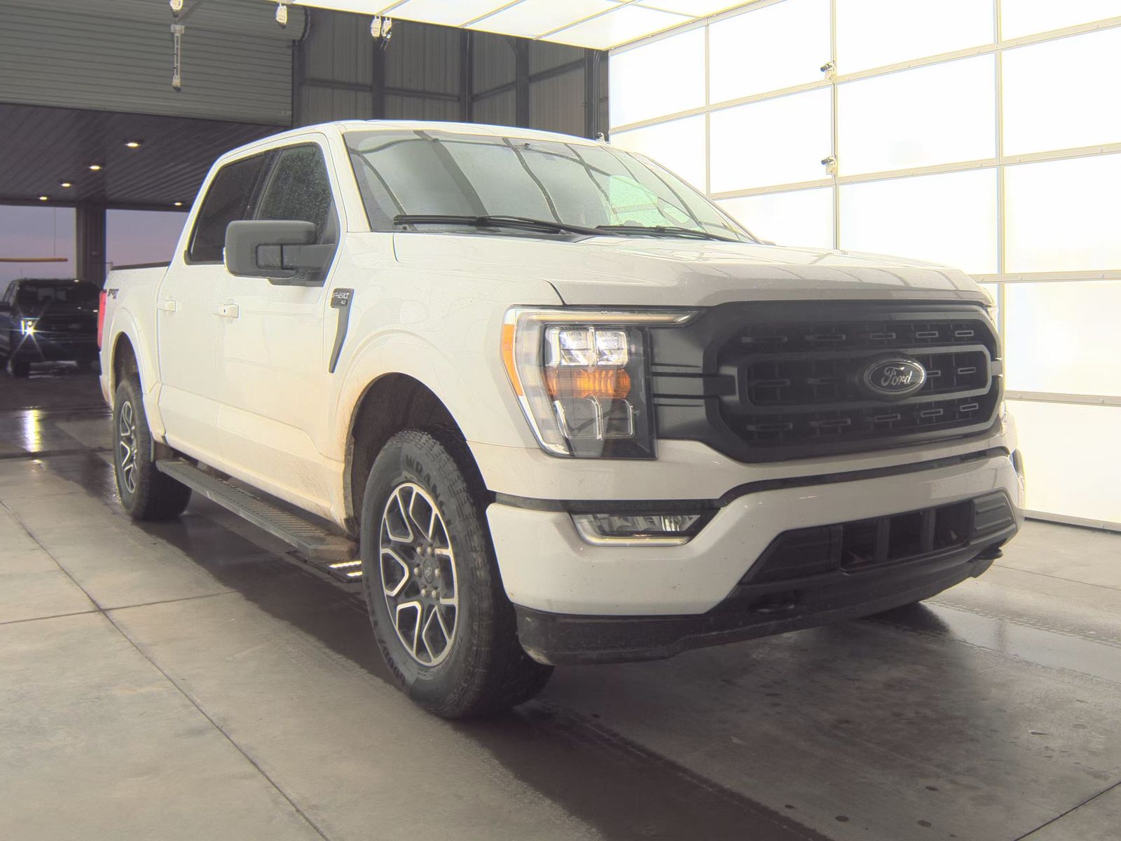 2023 Ford F-150 XLT AWD