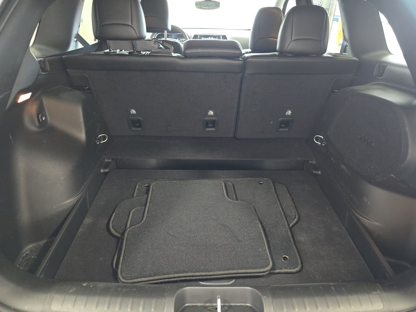 2022 Jeep Cherokee Limited AWD