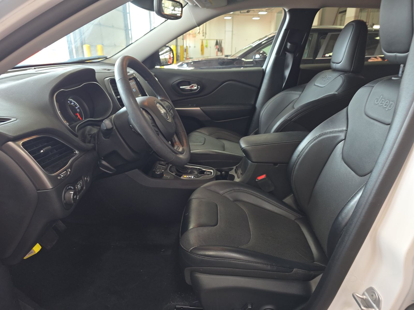 2022 Jeep Cherokee Limited AWD