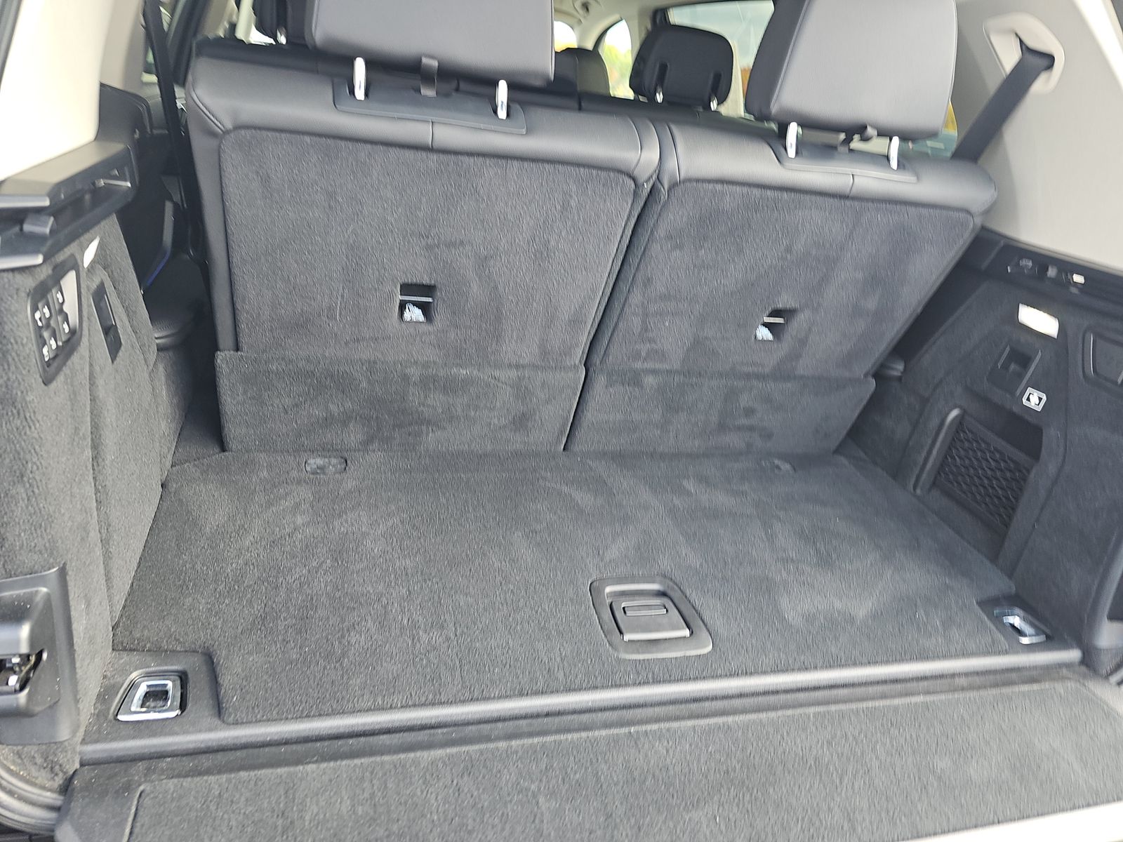 2022 BMW X7 xDrive40i AWD