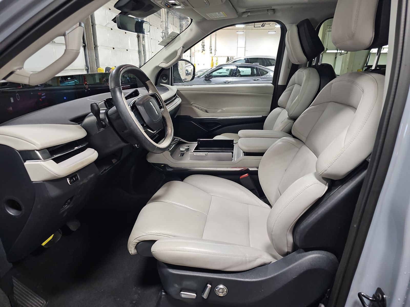 2025 Lincoln Navigator Reserve AWD