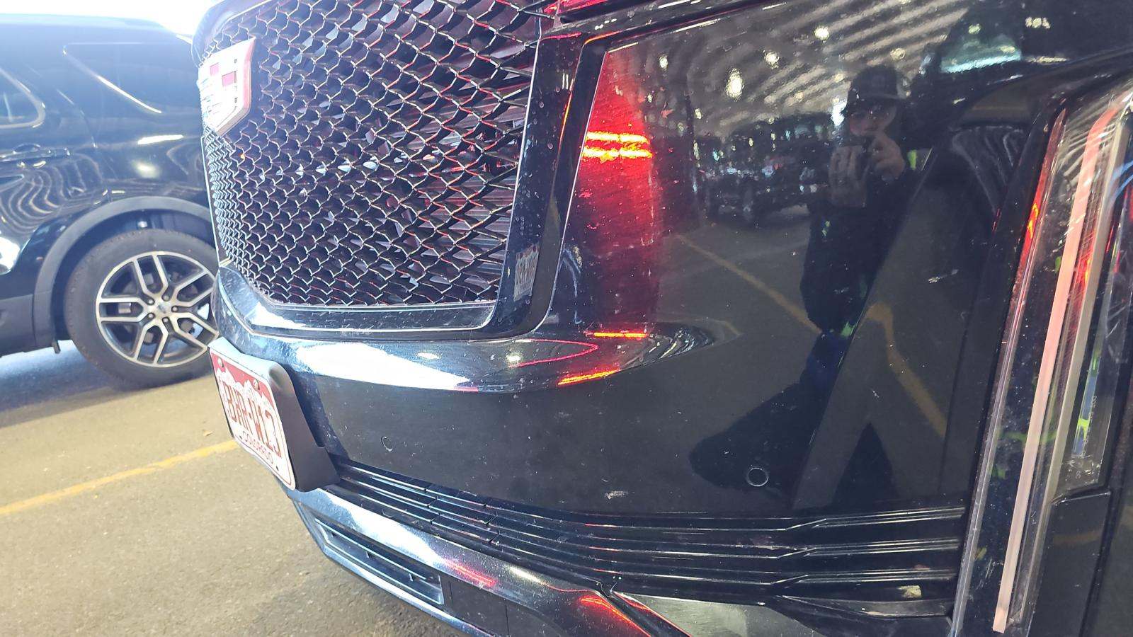 2023 Cadillac Escalade ESV Sport AWD