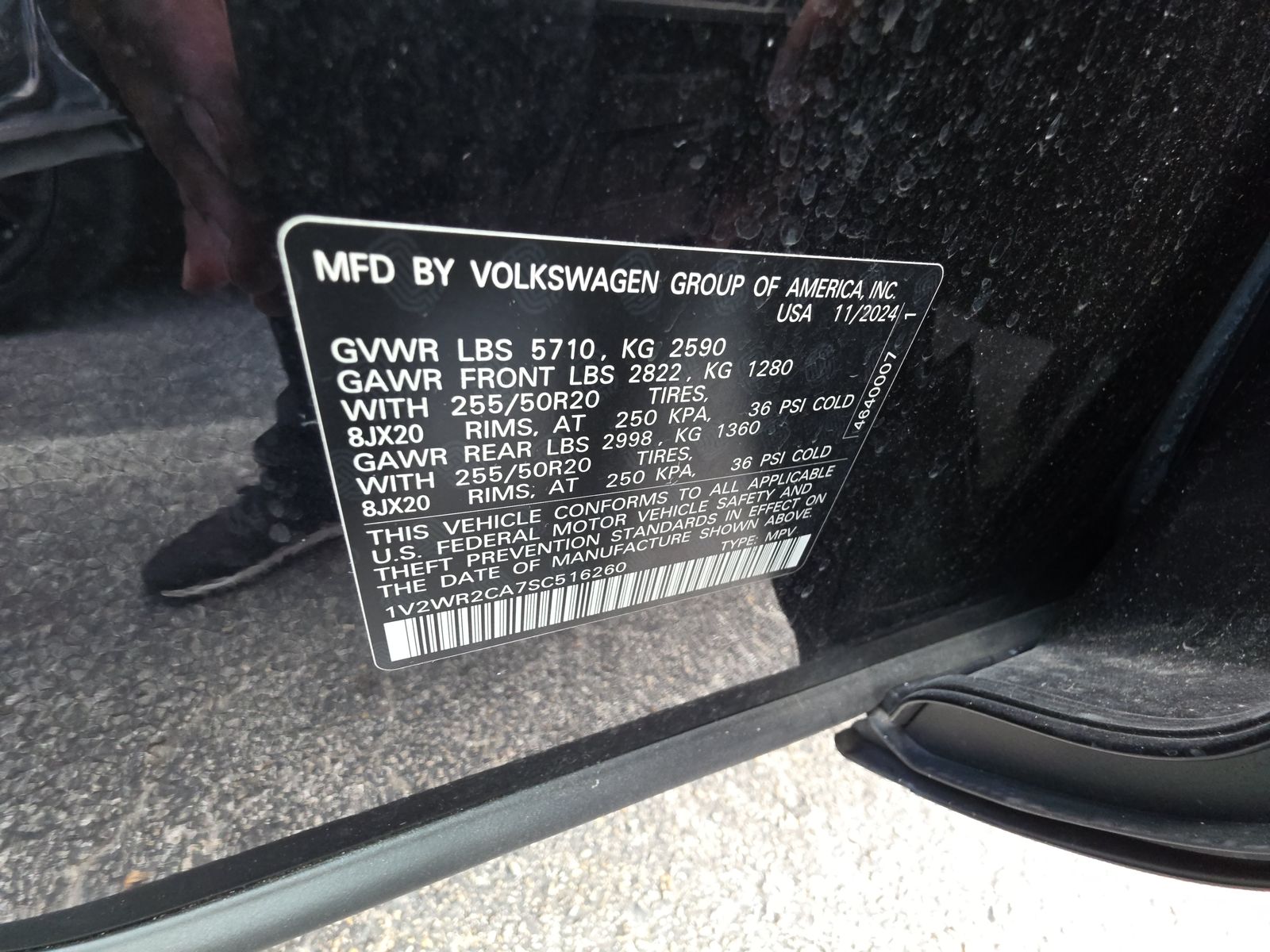 2025 Volkswagen Atlas 2.0T SE FWD