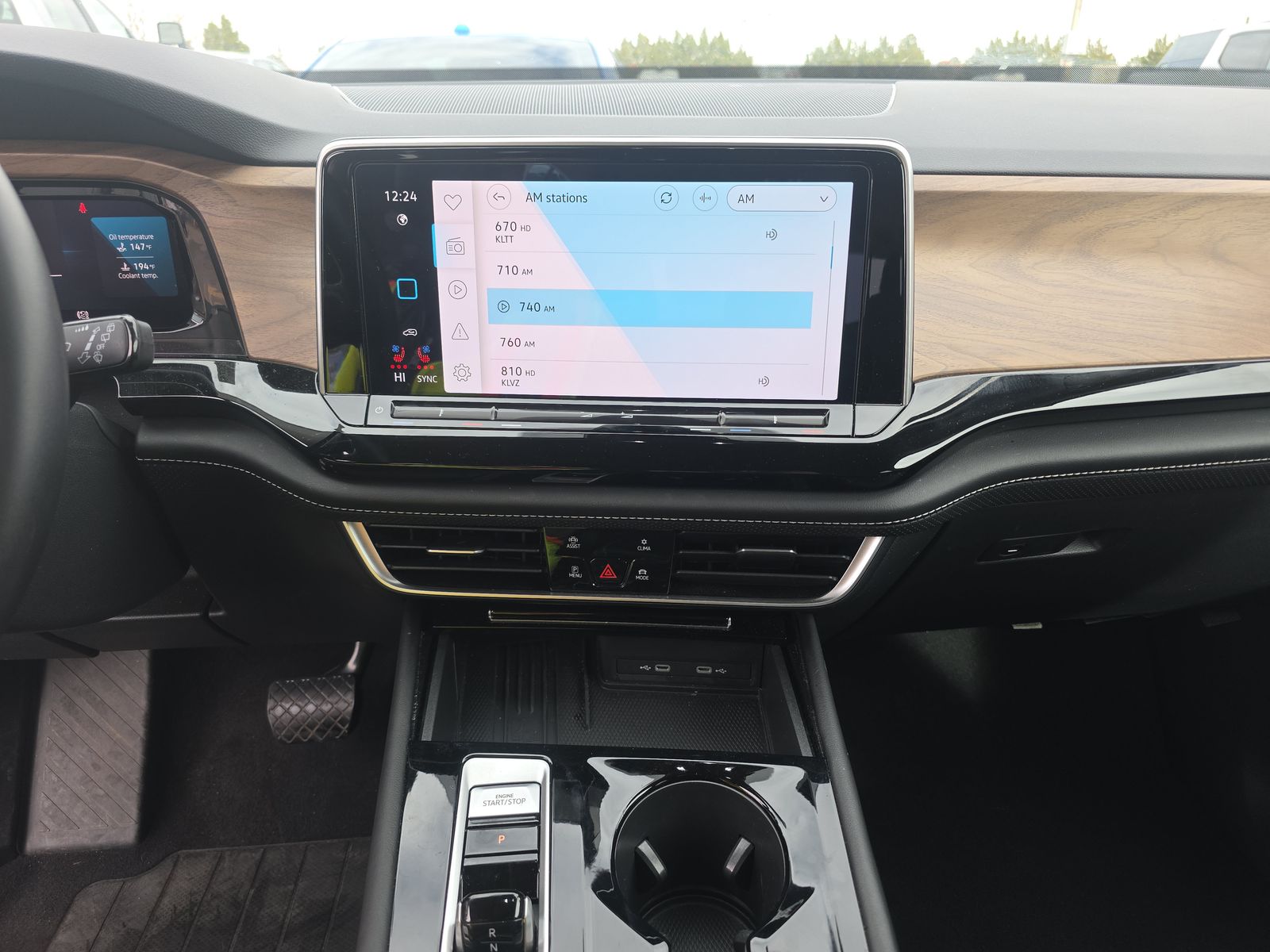 2025 Volkswagen Atlas 2.0T SE AWD