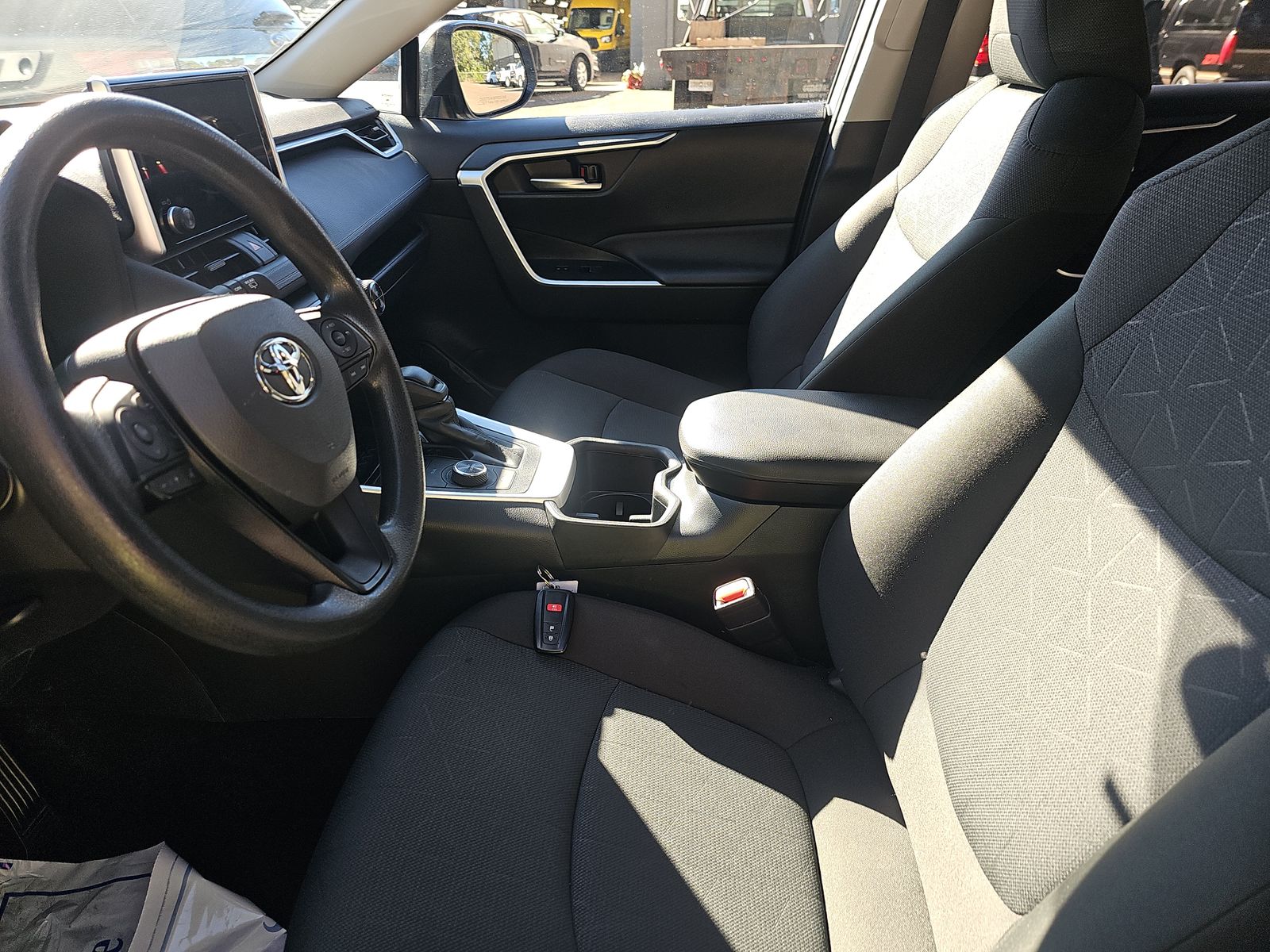 2025 Toyota RAV4 Hybrid XLE AWD