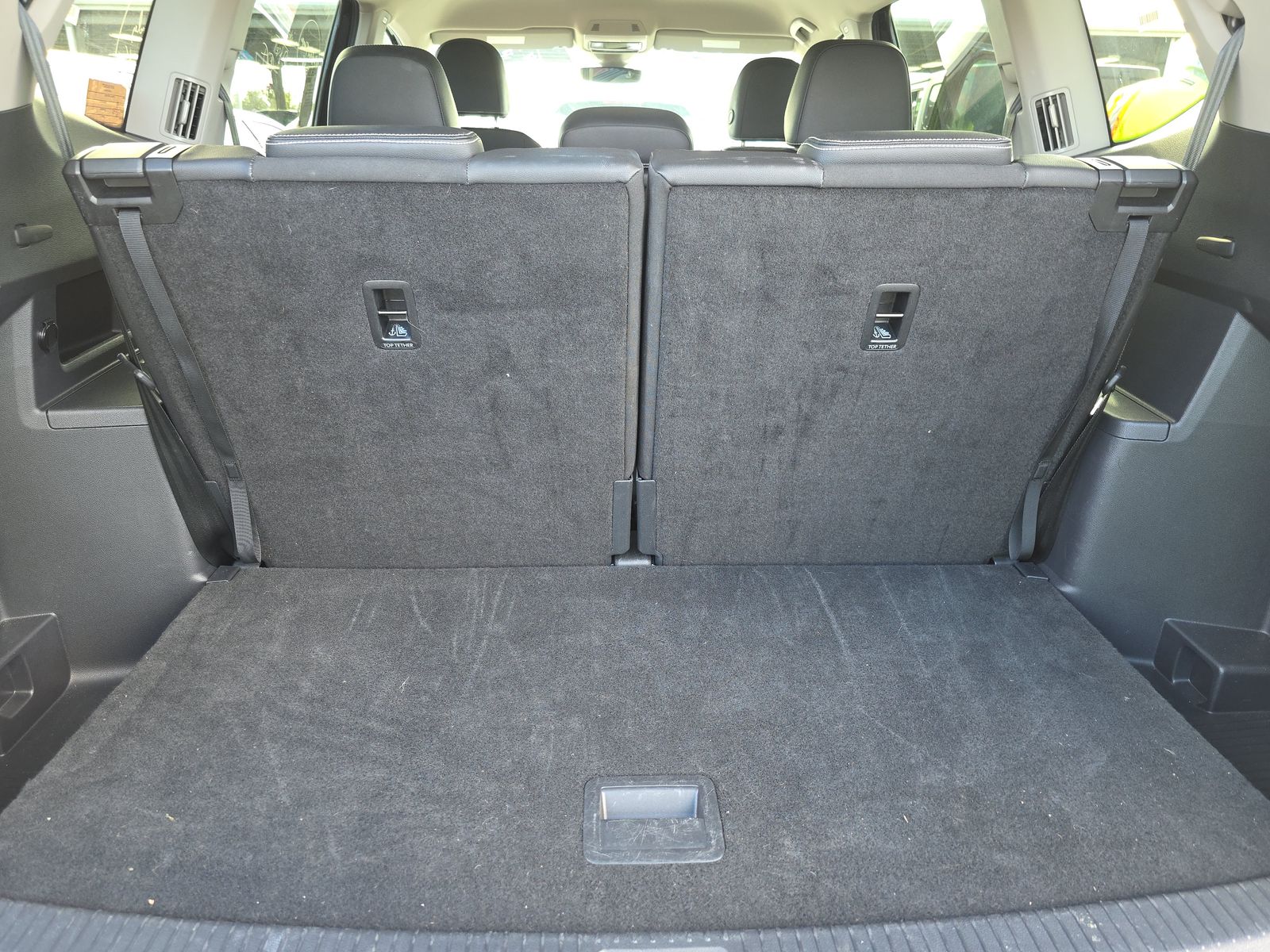 2025 Volkswagen Atlas 2.0T SE FWD