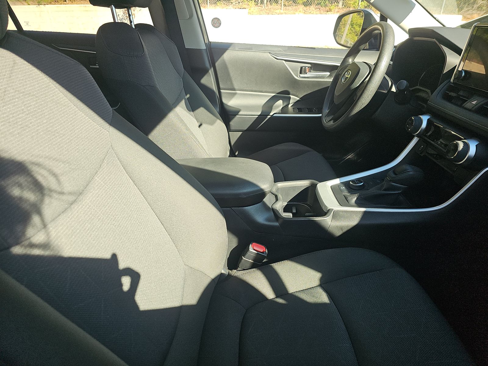 2025 Toyota RAV4 Hybrid XLE AWD