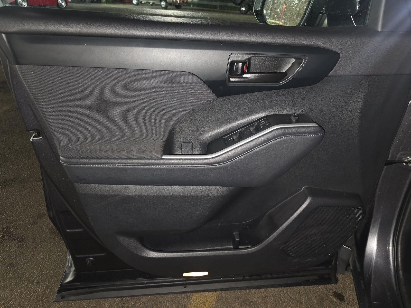 2024 Toyota Highlander LE AWD