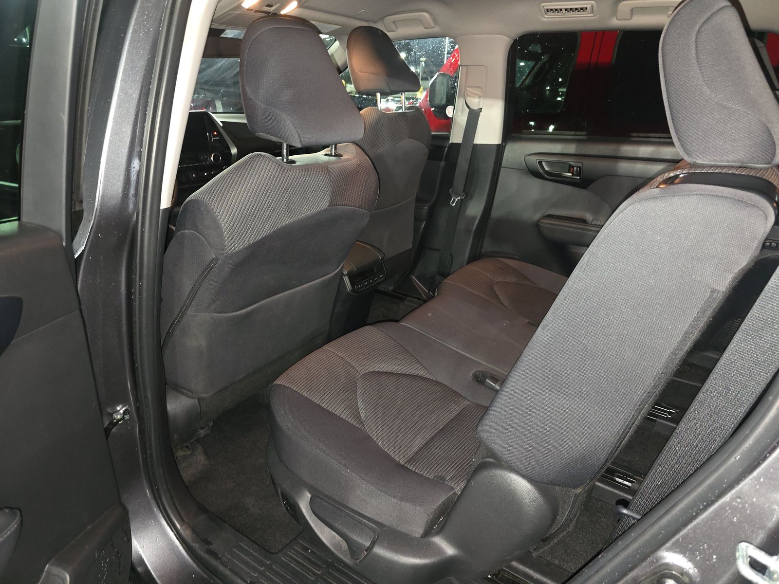 2024 Toyota Highlander LE AWD