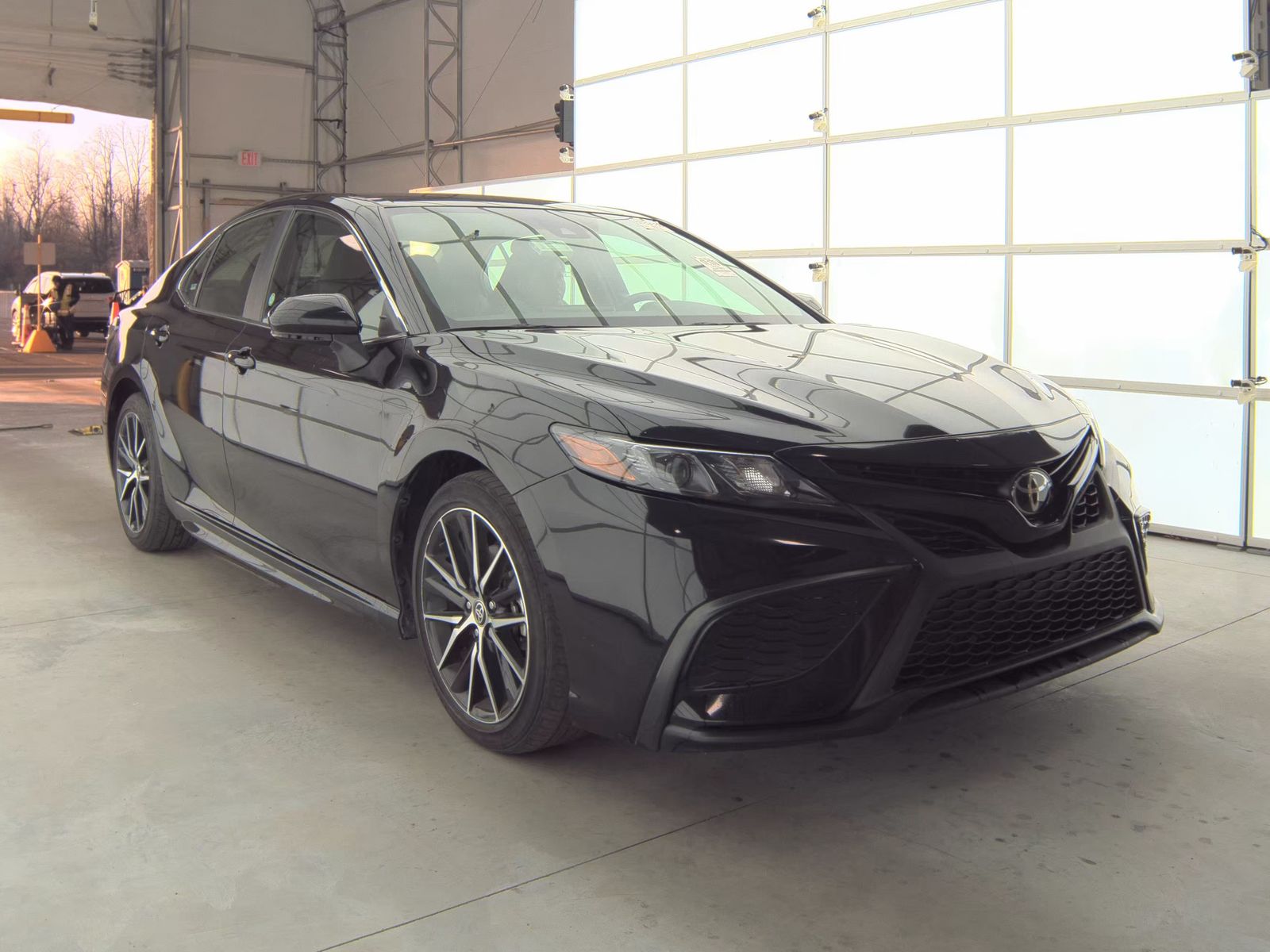2024 Toyota Camry SE FWD
