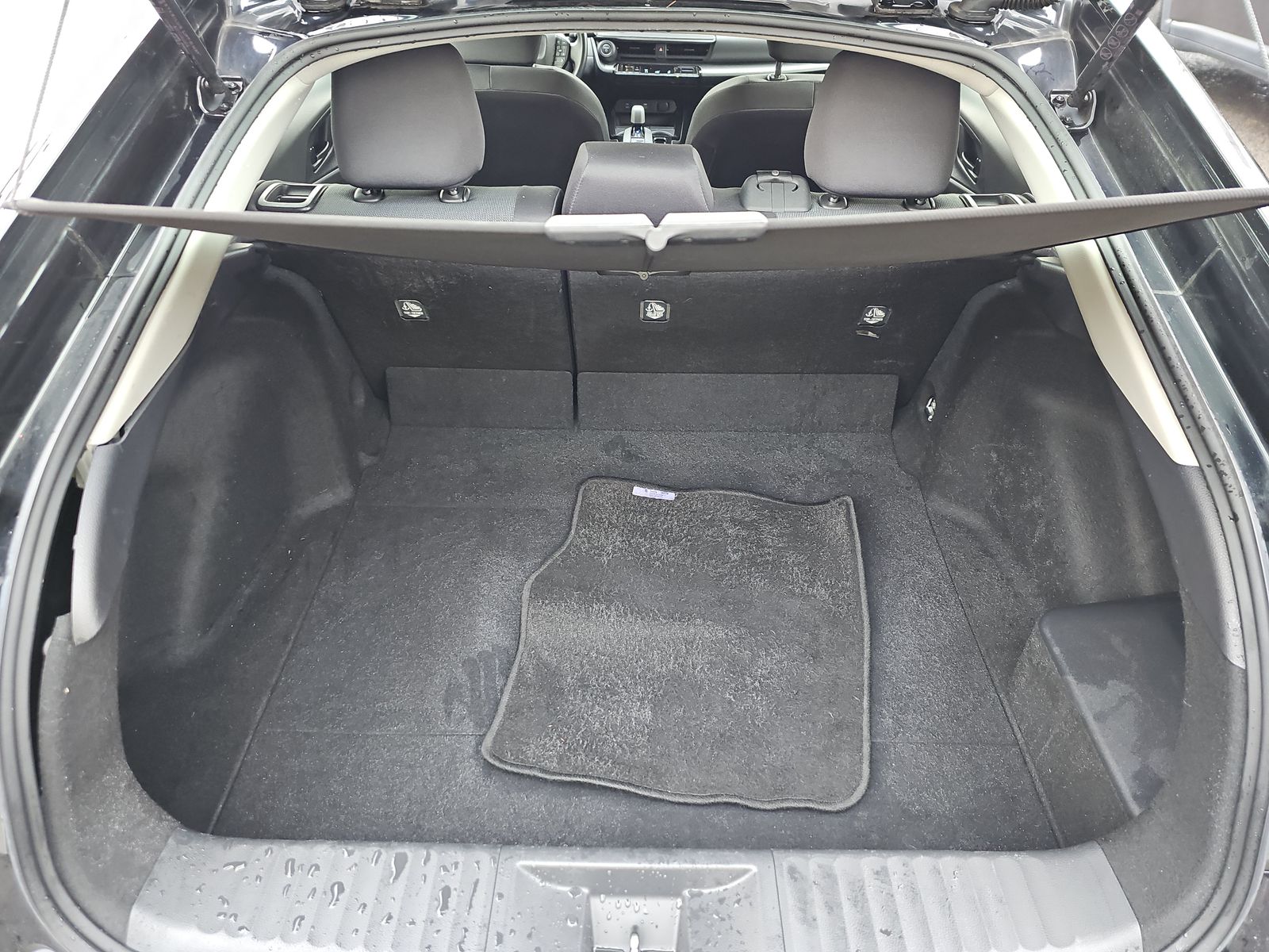 2024 Toyota Prius LE FWD