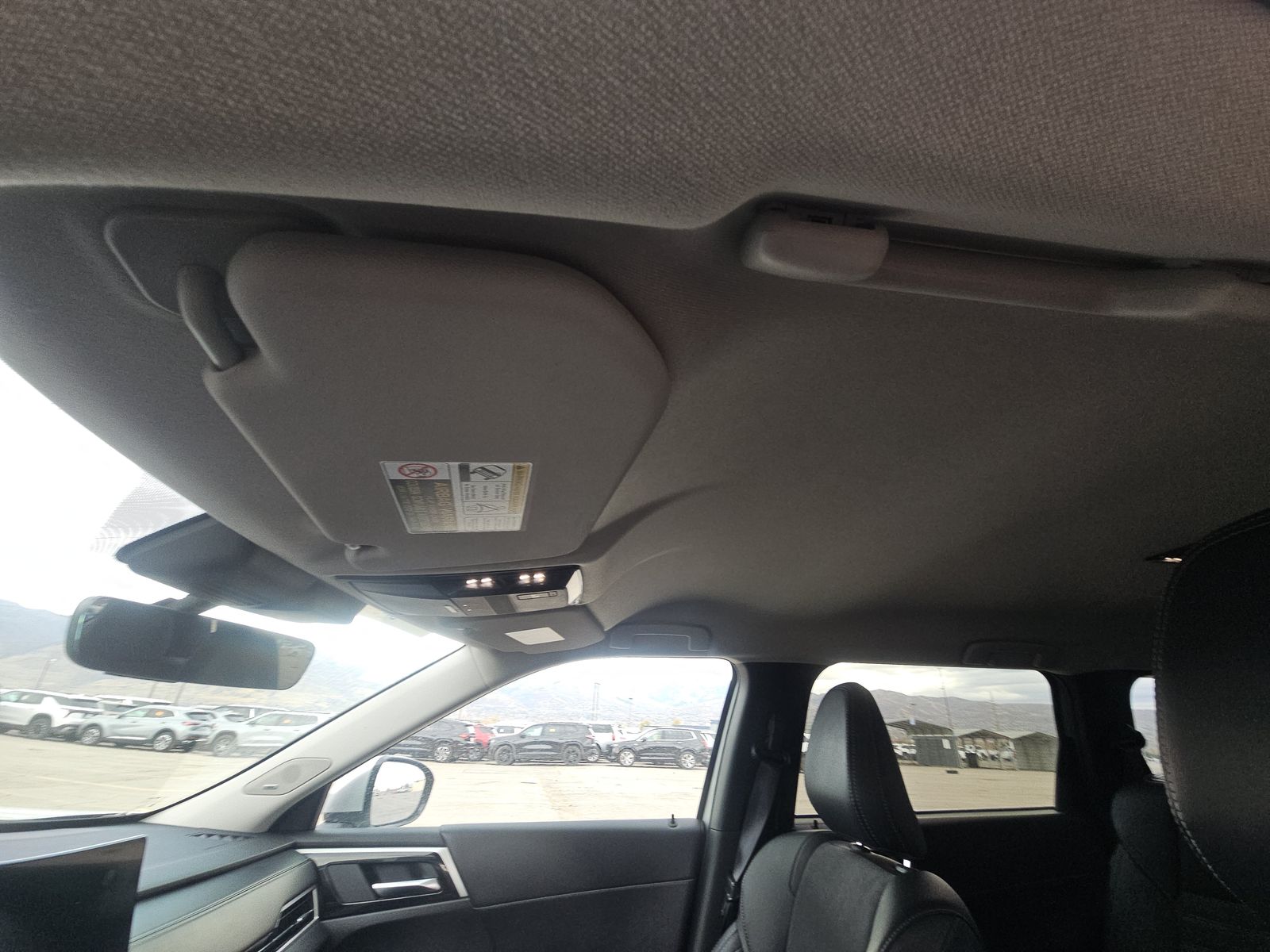 2025 Mitsubishi Outlander SE AWD