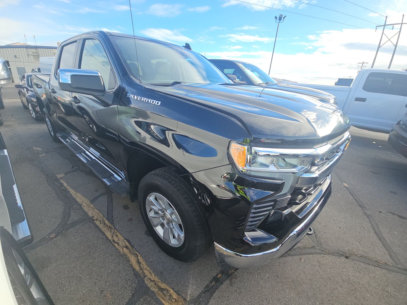 2024 Chevrolet Silverado 1500 LT AWD
