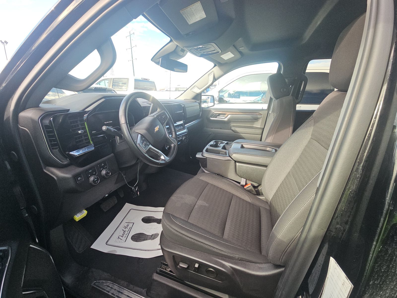 2024 Chevrolet Silverado 1500 LT AWD